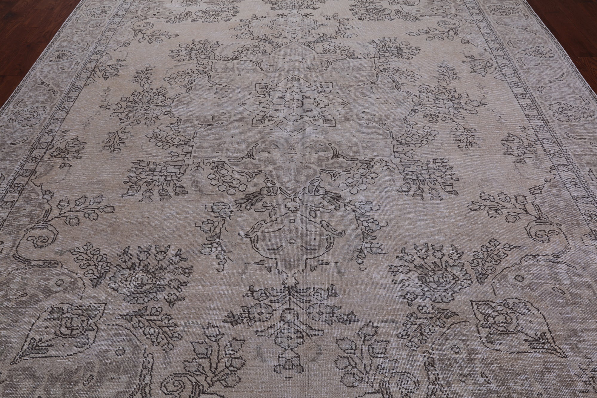 SUPER SALE Ivory Persian Vintage White Wash Hand Knotted Wool Area Rug - 9' 5" X 12' 7"