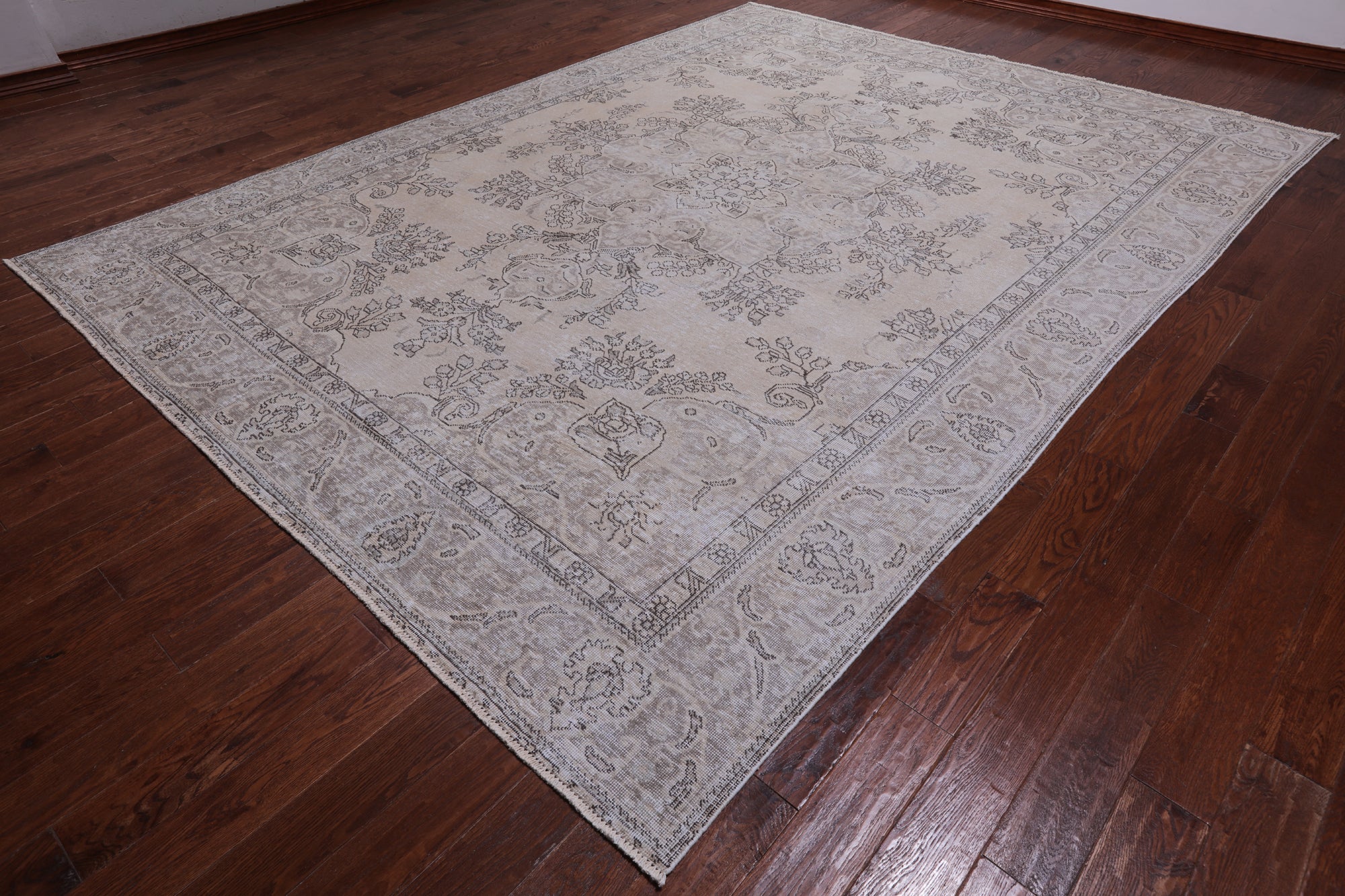 SUPER SALE Ivory Persian Vintage White Wash Hand Knotted Wool Area Rug - 9' 5" X 12' 7"