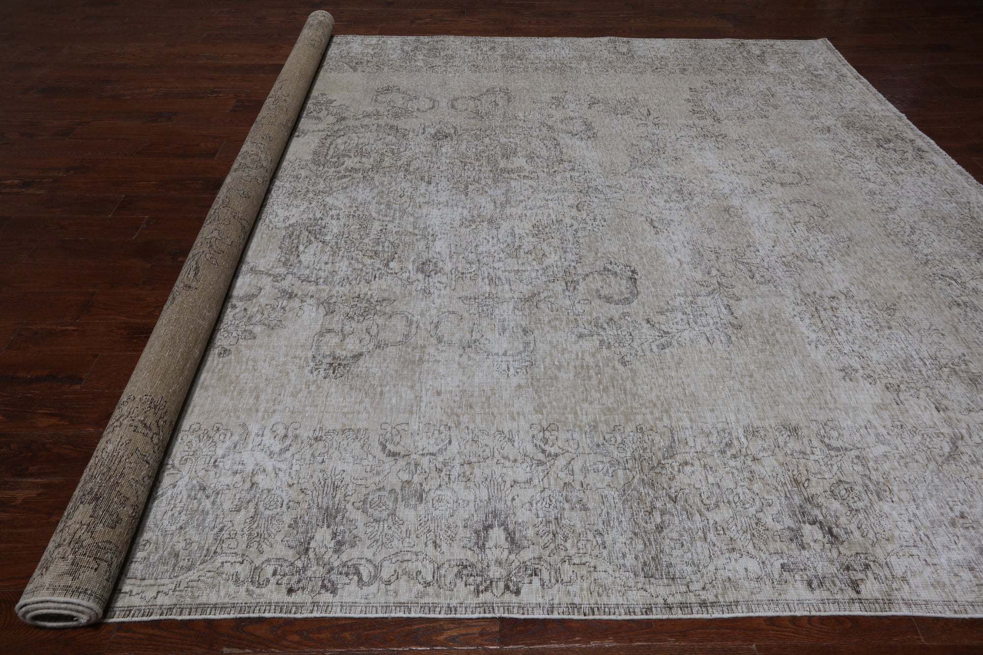 SUPER SALE Ivory Persian Vintage White Wash Hand Knotted Wool Area Rug - 9' 9" X 12' 8"