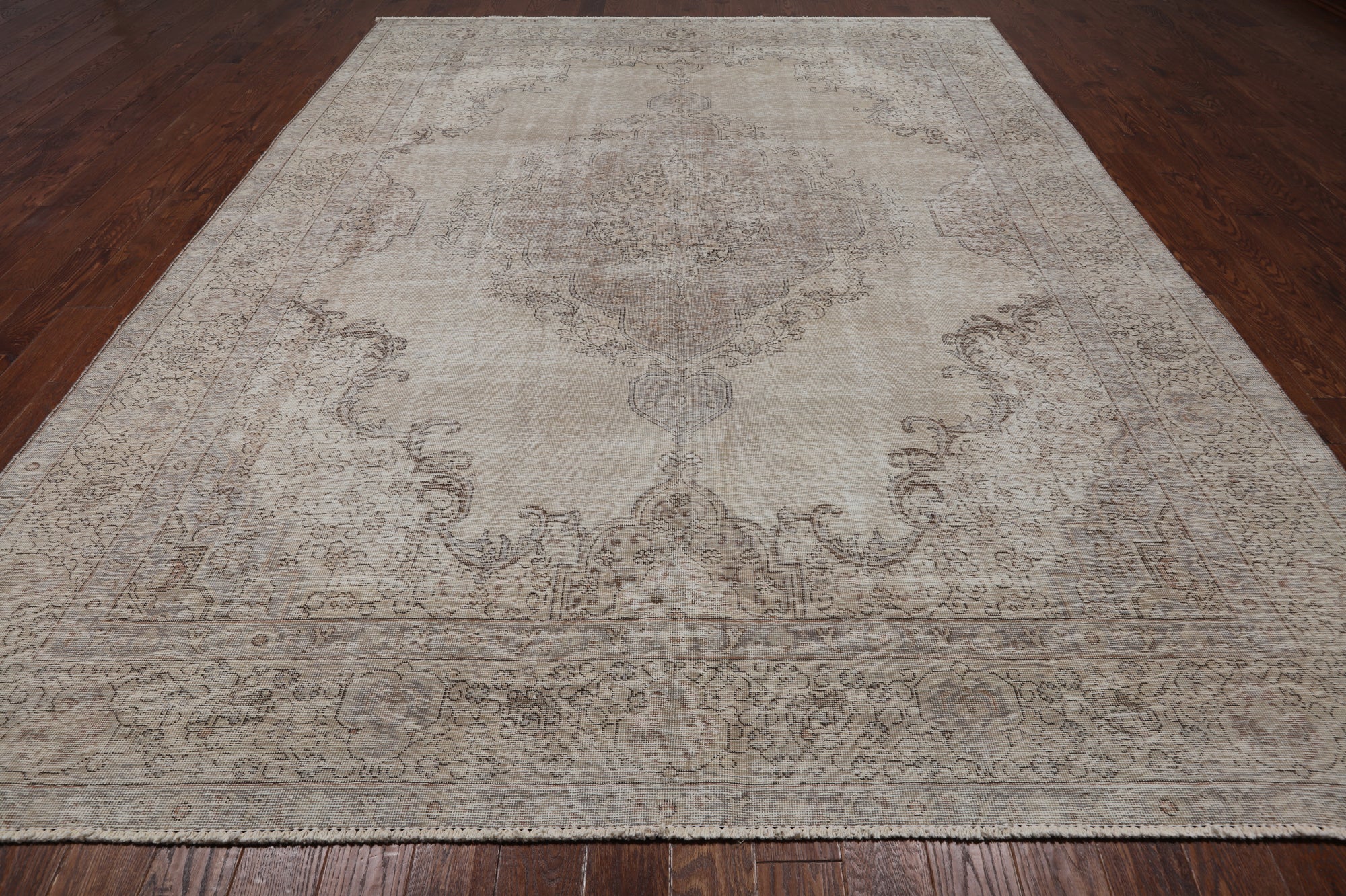 SUPER SALE Ivory Persian Vintage White Wash Hand Knotted Wool Area Rug - 9' 9" X 12' 8"