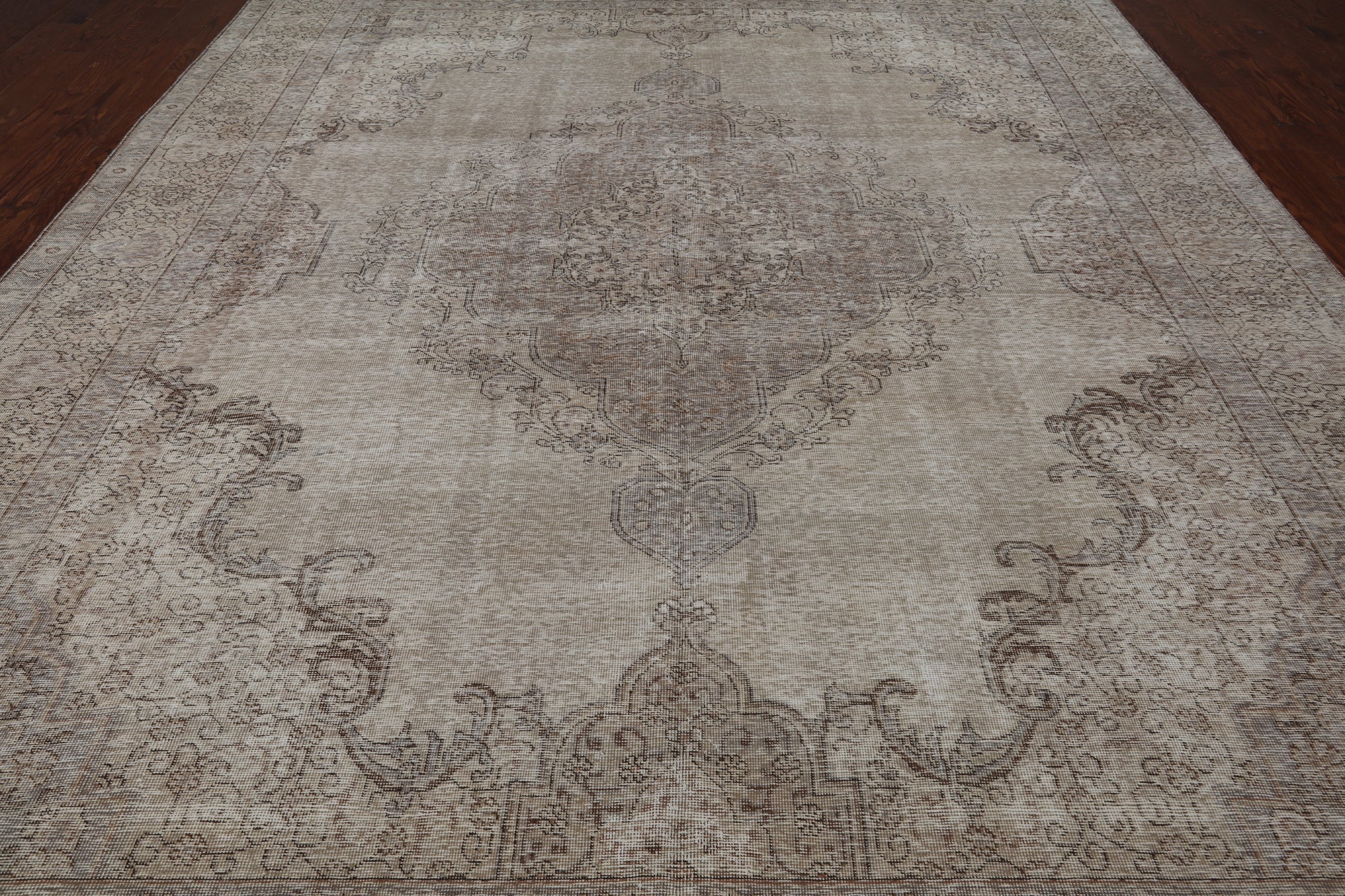 SUPER SALE Ivory Persian Vintage White Wash Hand Knotted Wool Area Rug - 9' 9" X 12' 8"