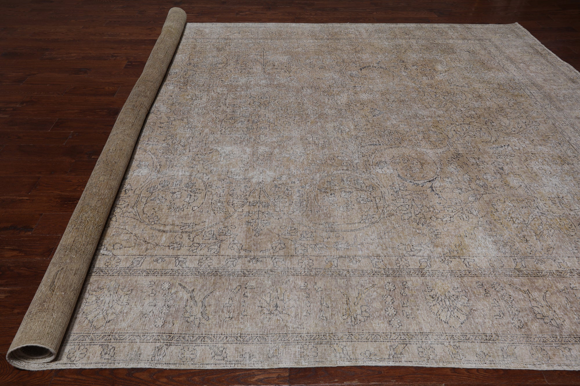 SUPER SALE Persian Vintage White Wash Hand Knotted Wool Area Rug - 9' 10" X 13' 3"