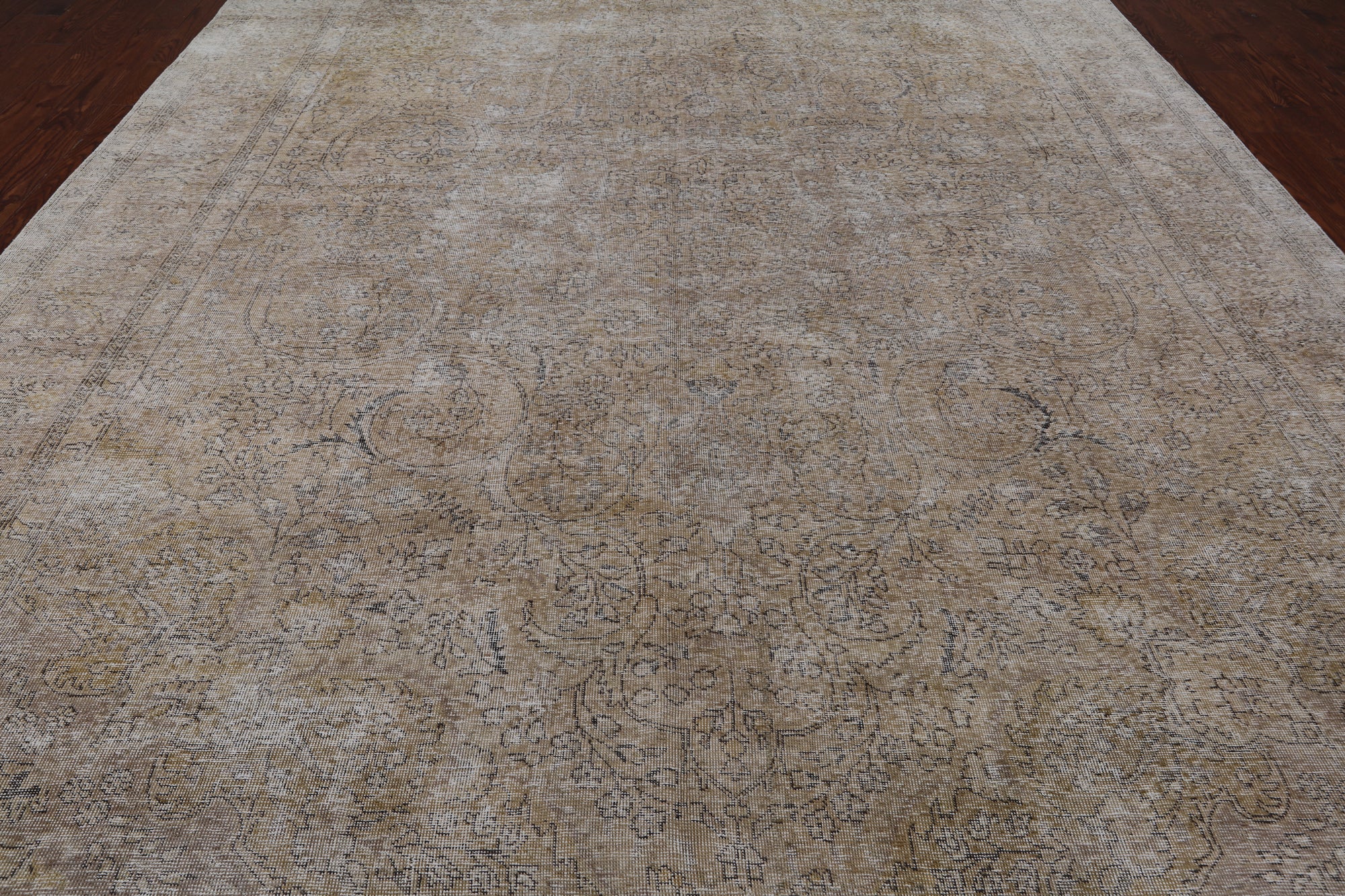 SUPER SALE Persian Vintage White Wash Hand Knotted Wool Area Rug - 9' 10" X 13' 3"