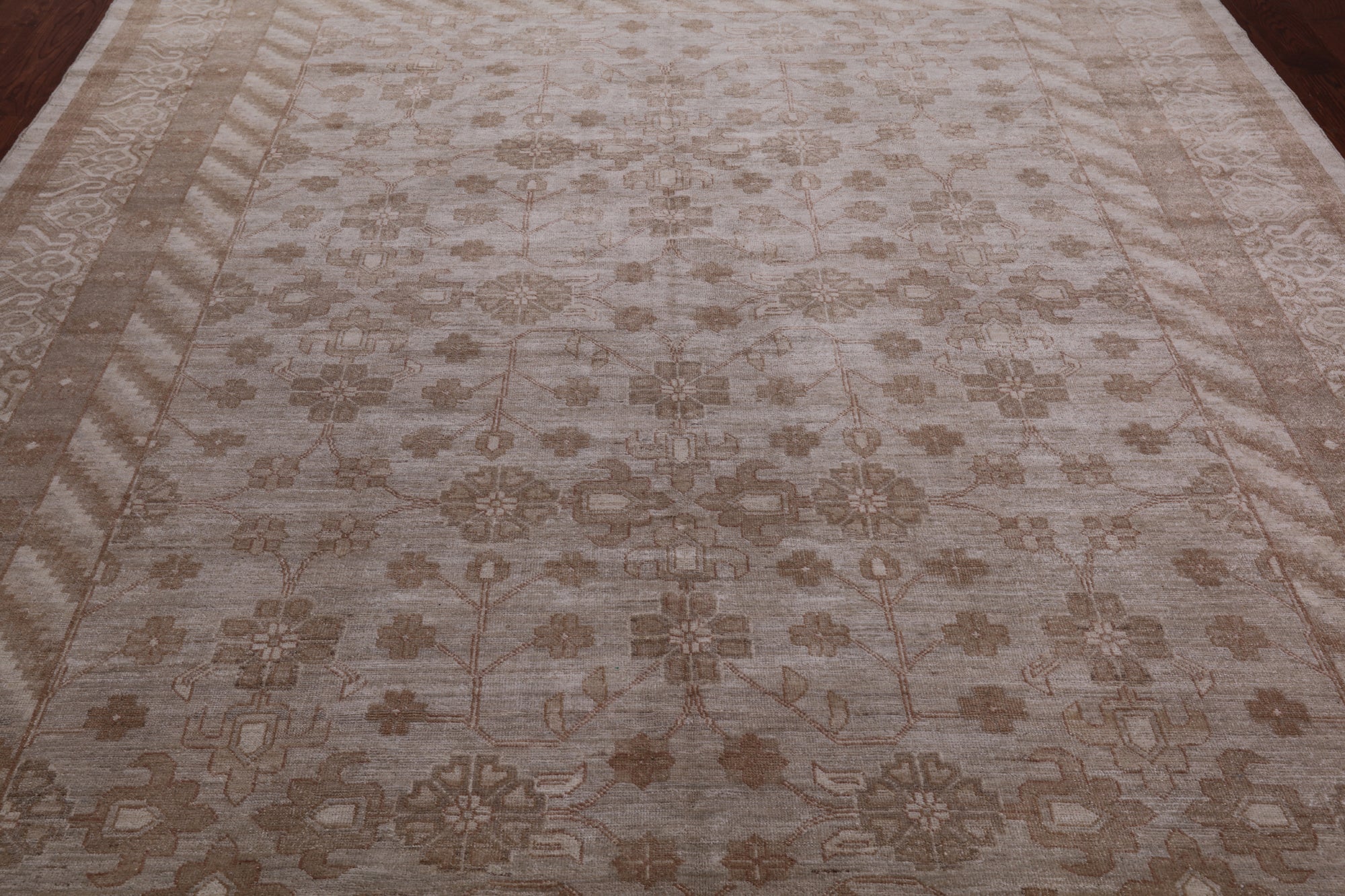 Traditional Handmade Rug - 9' 1" X 11' 3"