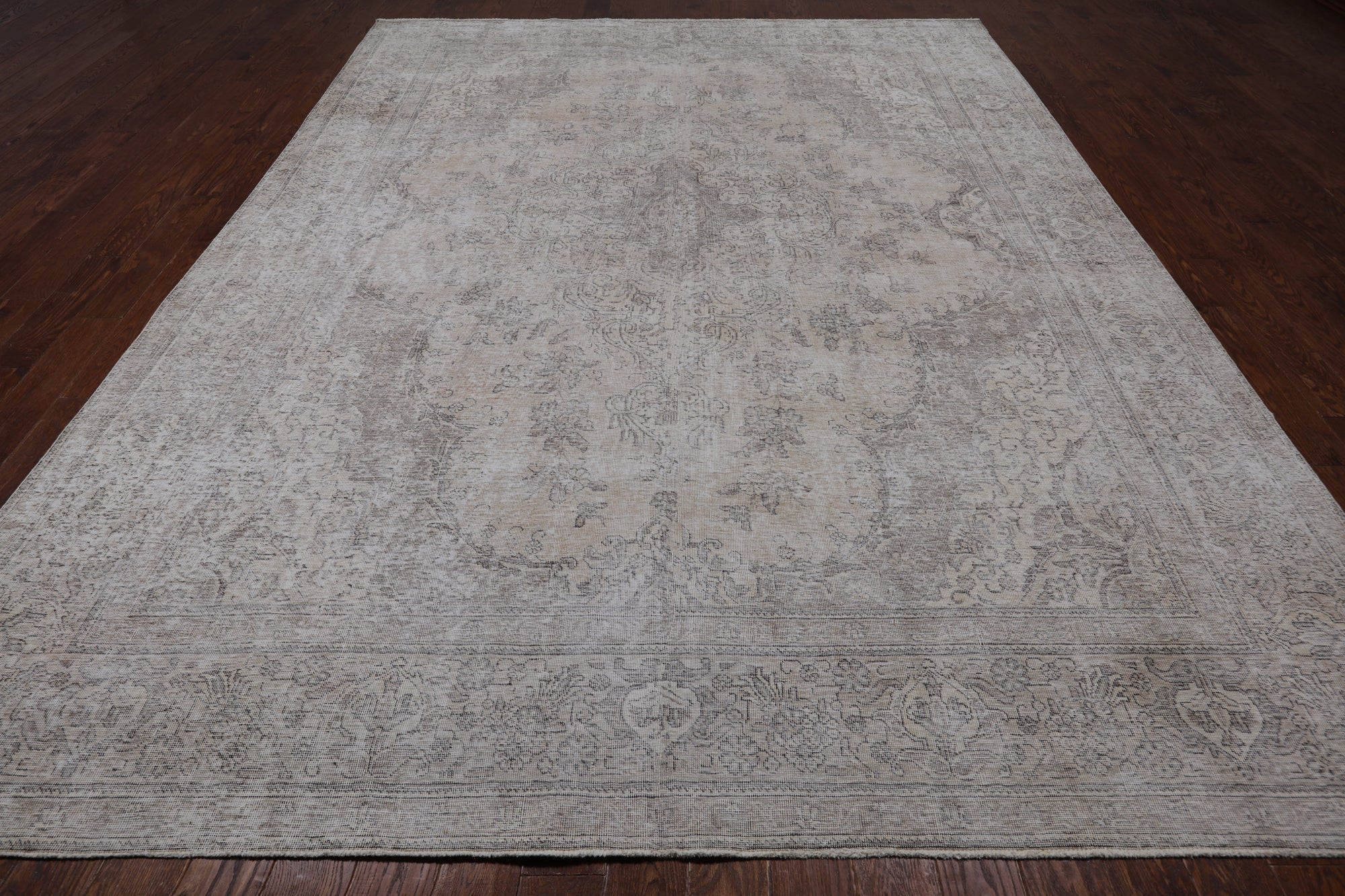 SUPER SALE Ivory Persian Vintage White Wash Hand Knotted Wool Rug - 9' 6" X 12' 3"