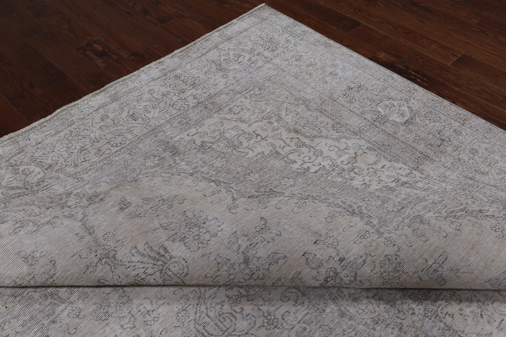 SUPER SALE Ivory Persian Vintage White Wash Hand Knotted Wool Rug - 9' 6" X 12' 3"