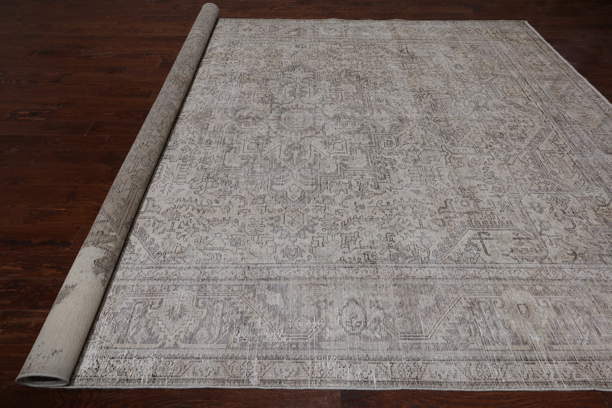 SUPER SALE Ivory Persian Vintage White Wash Hand Knotted Wool Rug - 9' 7" X 12' 5"
