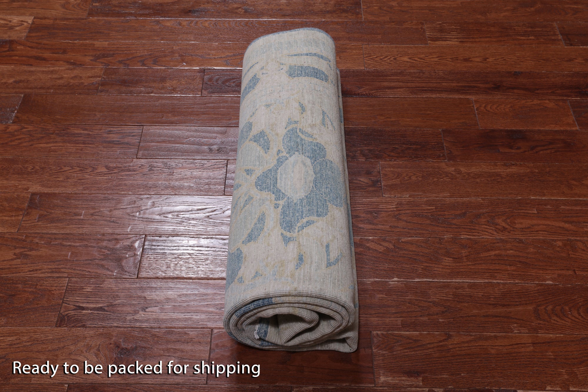 Ivory William Morris Handmade Wool Rug - 5' 10" X 8' 10"