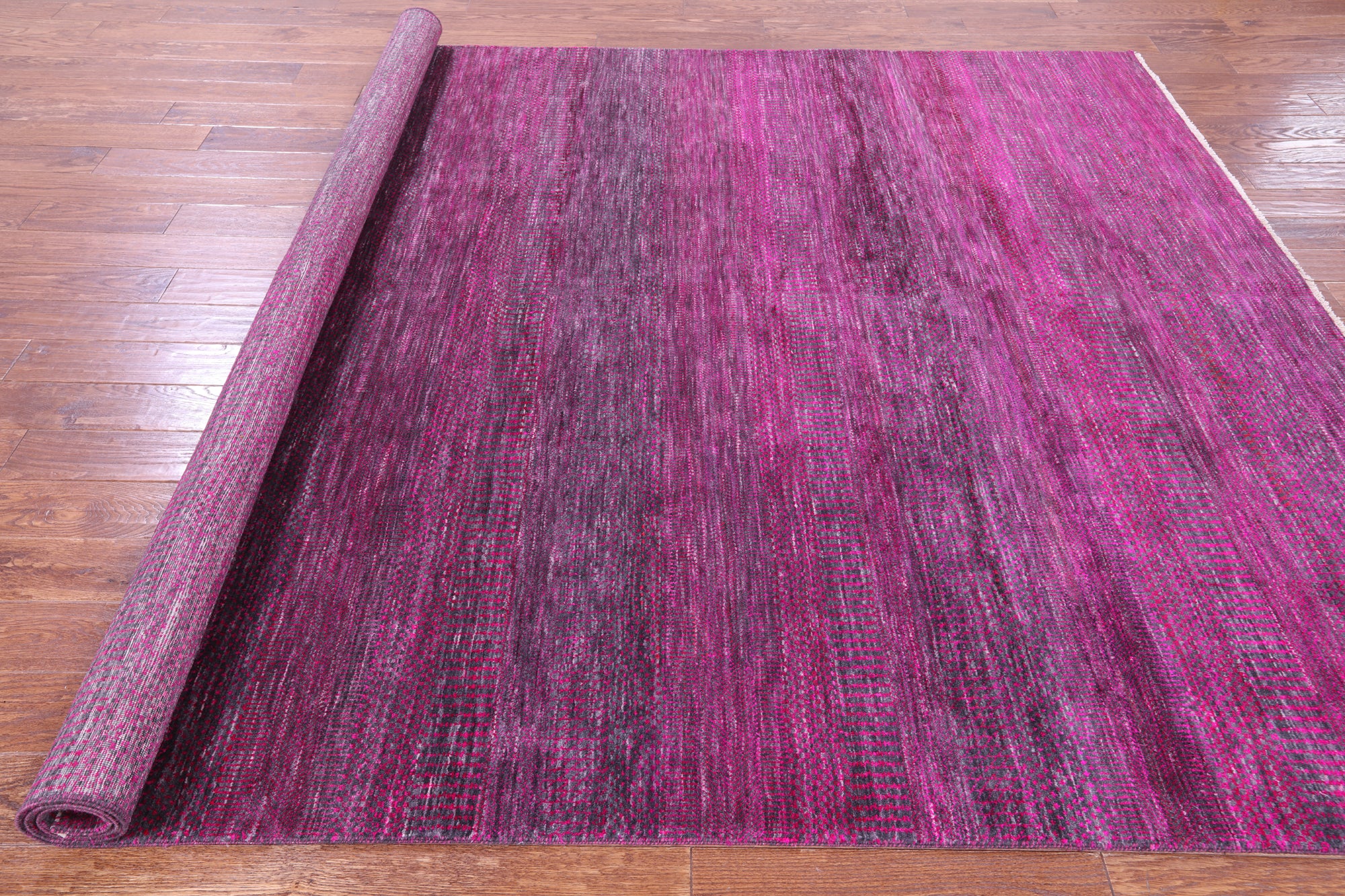 Pink Savannah Grass Handmade Wool & Silk Rug - 7' 11" X 9' 10"
