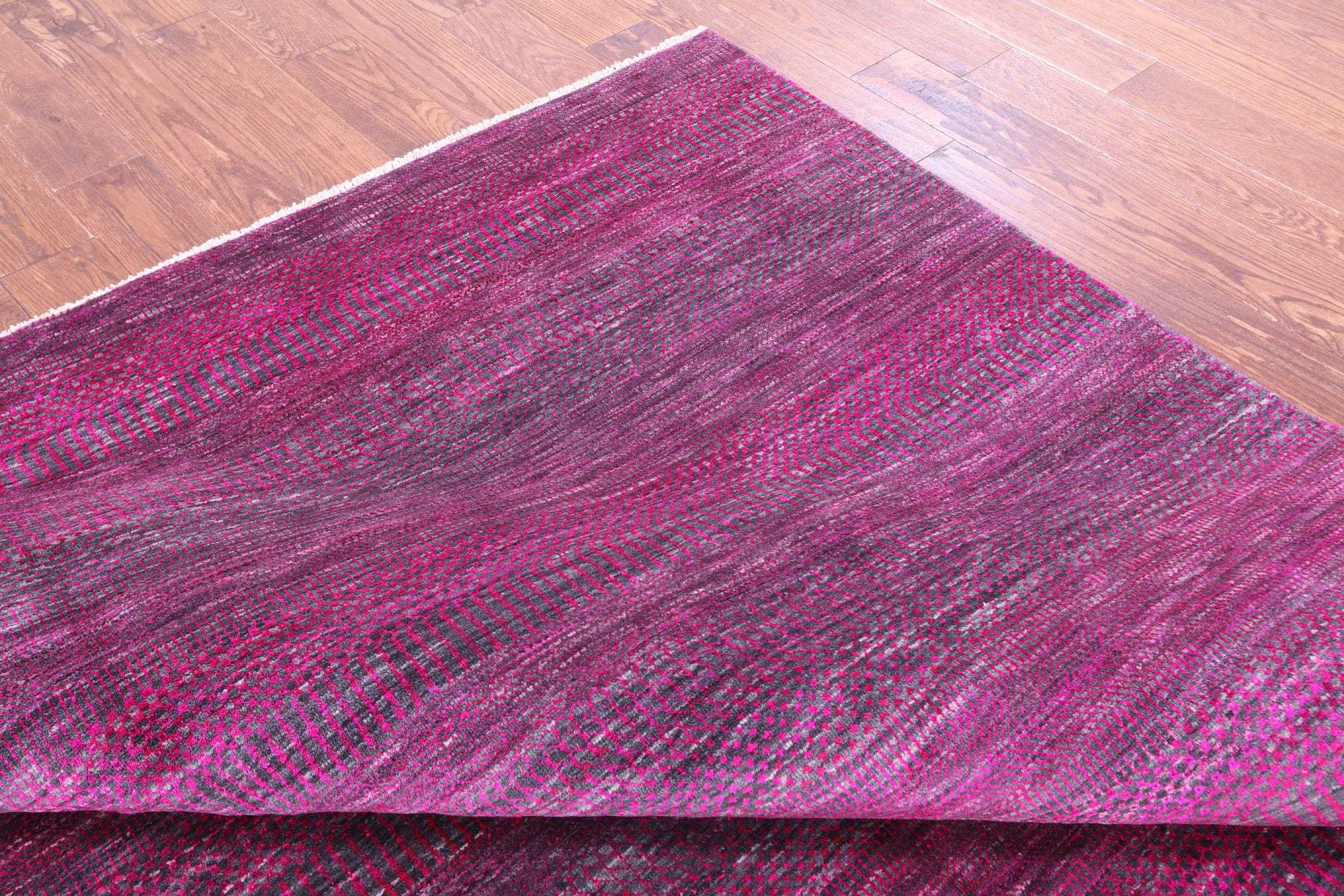 Pink Savannah Grass Handmade Wool & Silk Rug - 7' 11" X 9' 10"