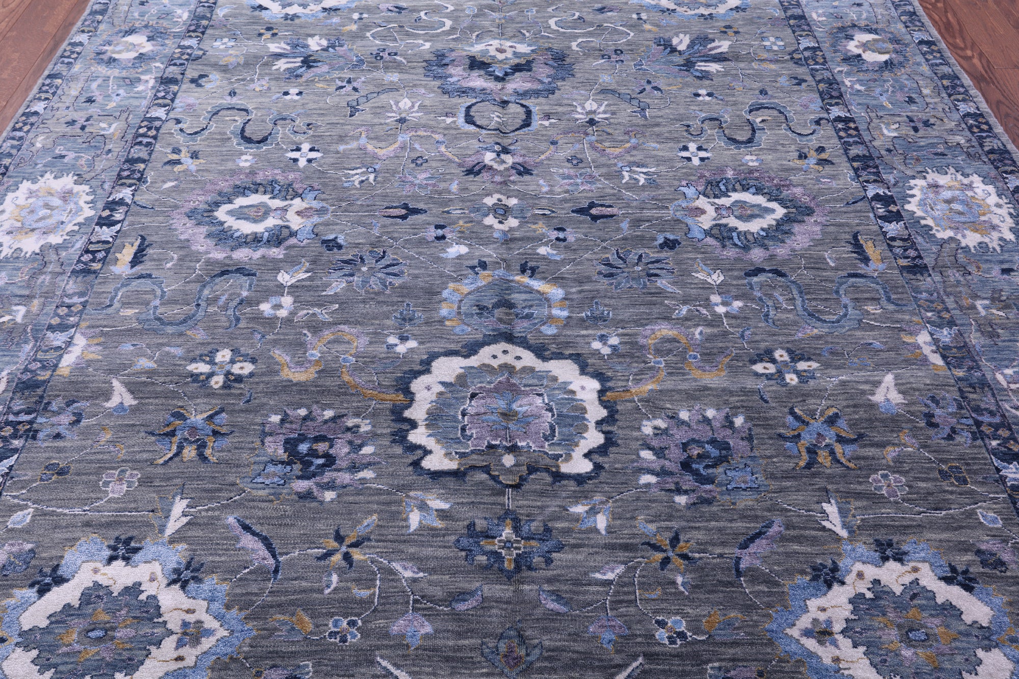 Grey Modern Hand Knotted Wool & Silk Rug - 7' 11" X 10' 1" - Golden Nile