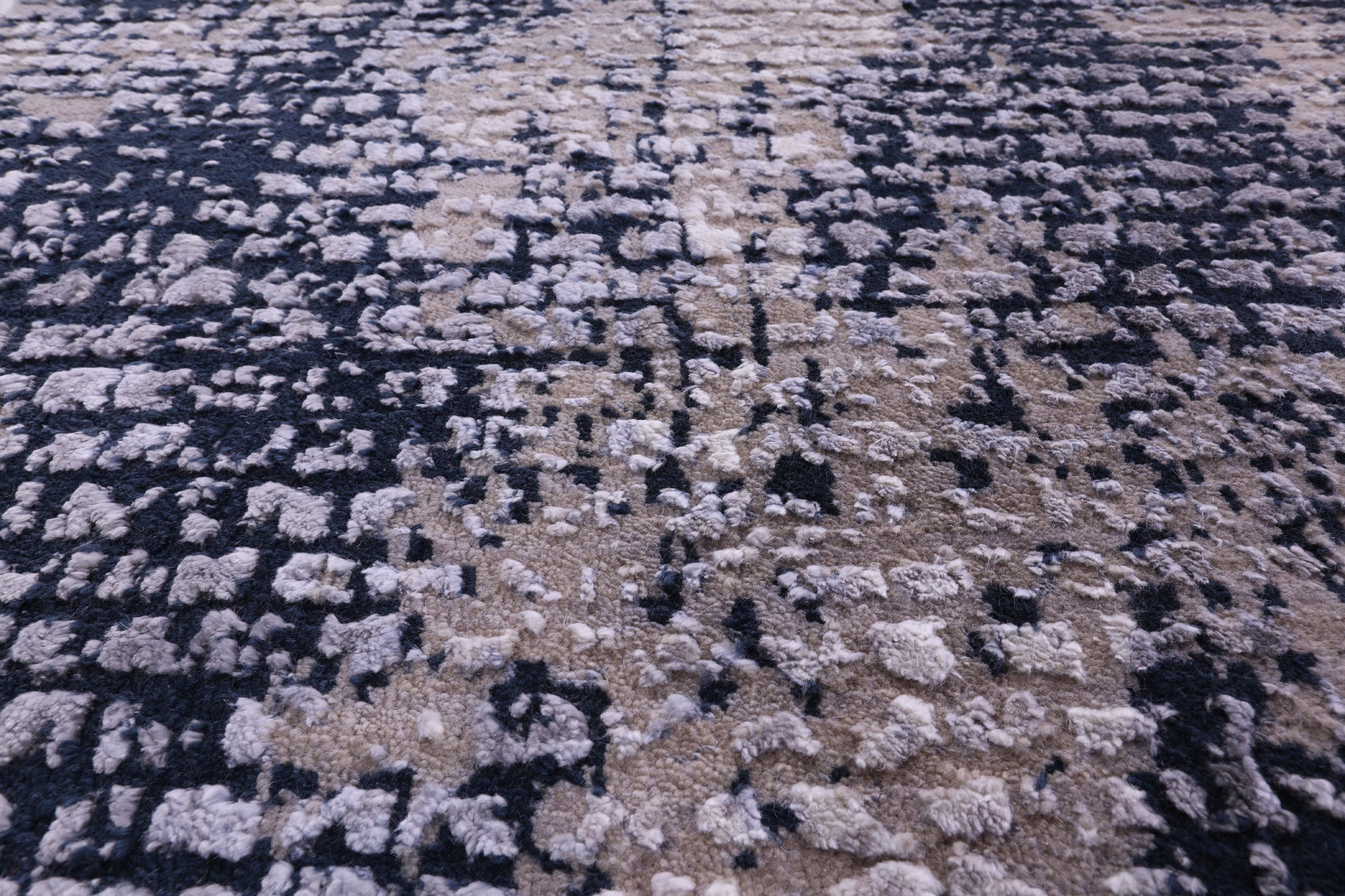 Modern Hand Knotted Wool & Silk Rug - 8' 1" X 10' 1" - Golden Nile