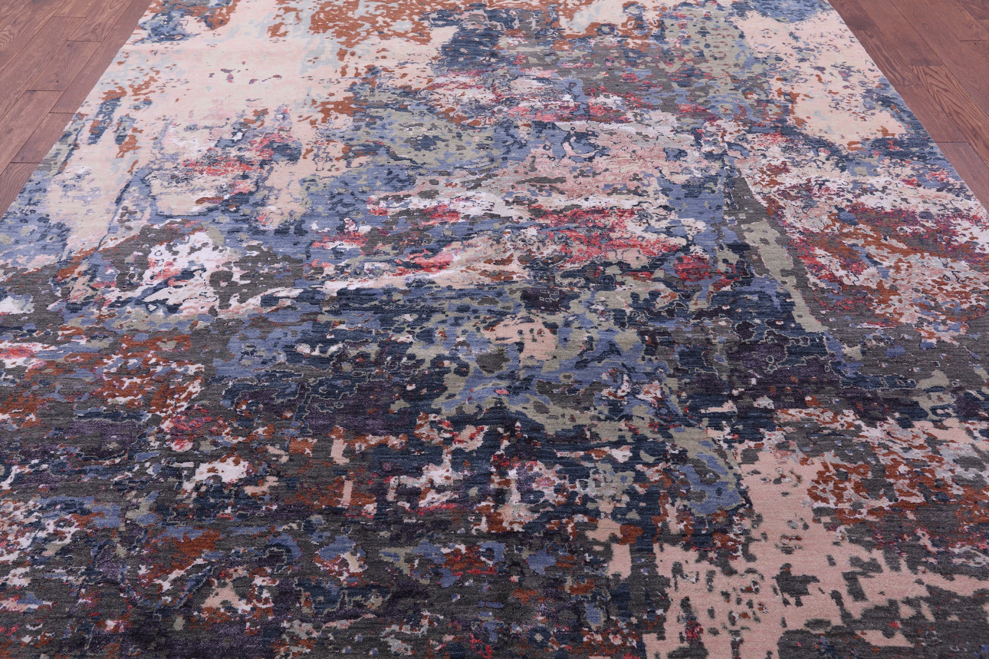 Modern Hand Knotted Wool & Silk Rug - 9' 0" X 11' 11" - Golden Nile
