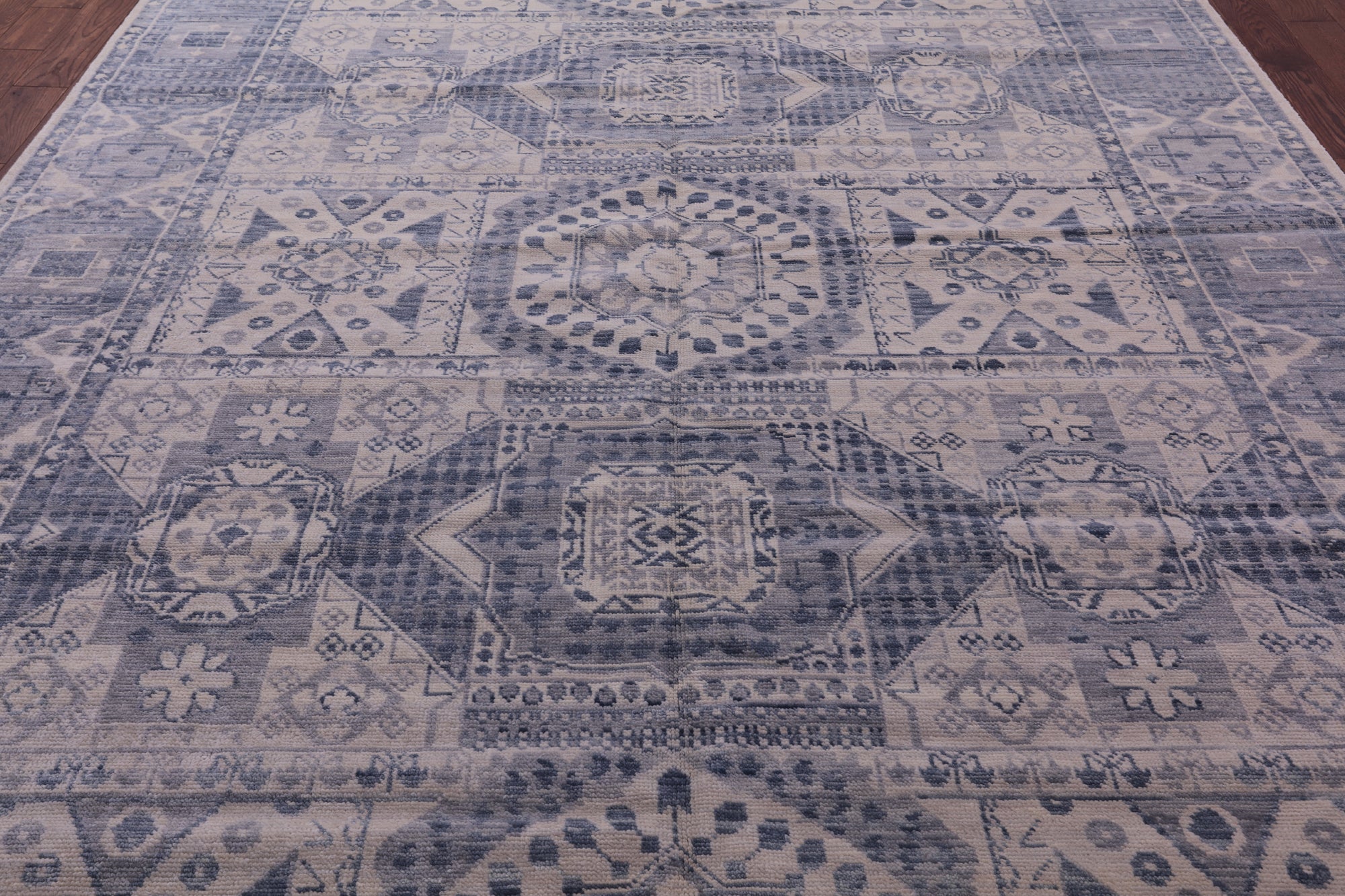 Ivory Geometric Persian Mamluk Hand Knotted Wool Rug - 9' 0" X 12' 3" - Golden Nile