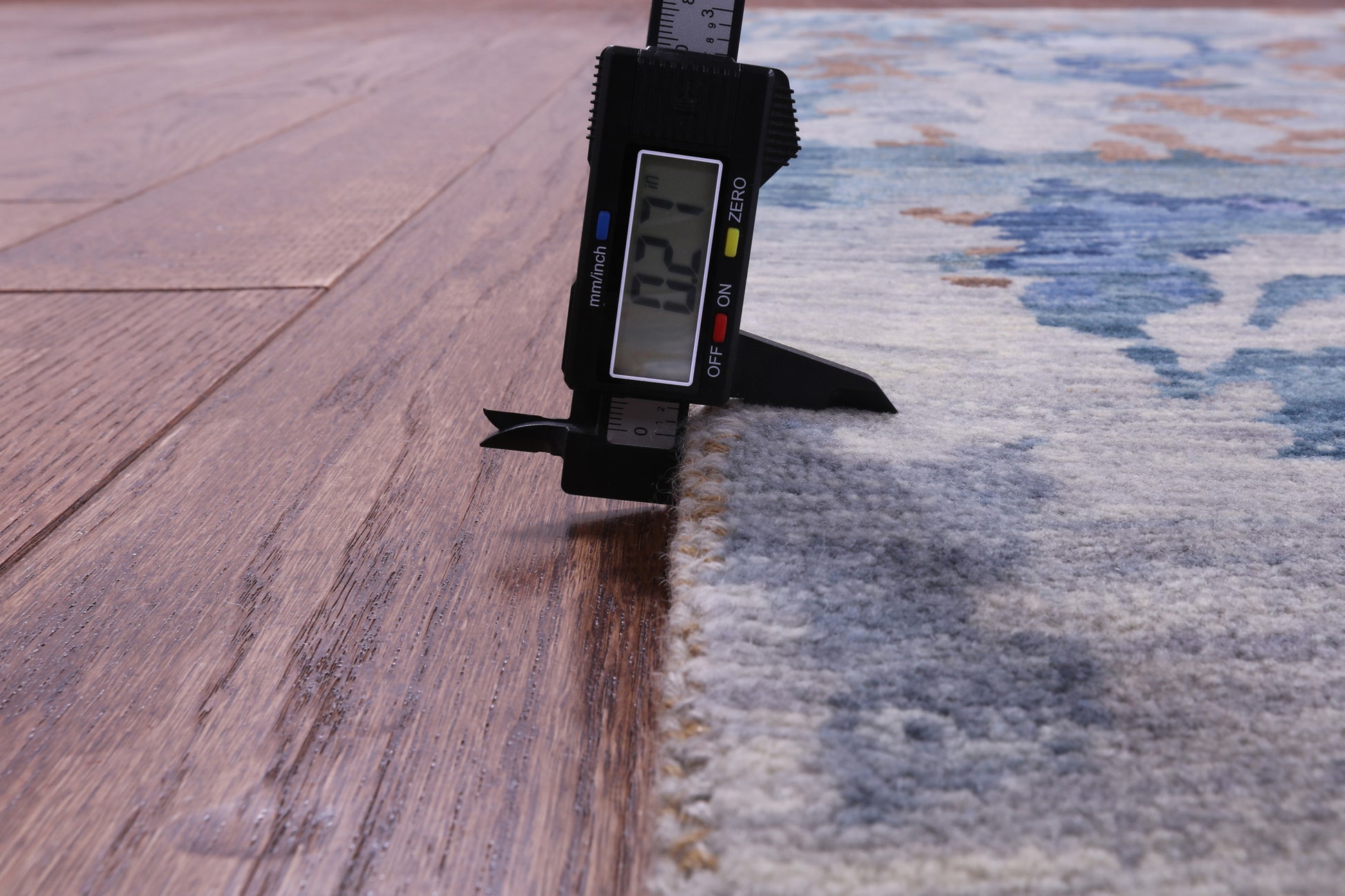 Modern Hand Knotted Wool & Silk Rug - 8' 0" X 10' 2" - Golden Nile