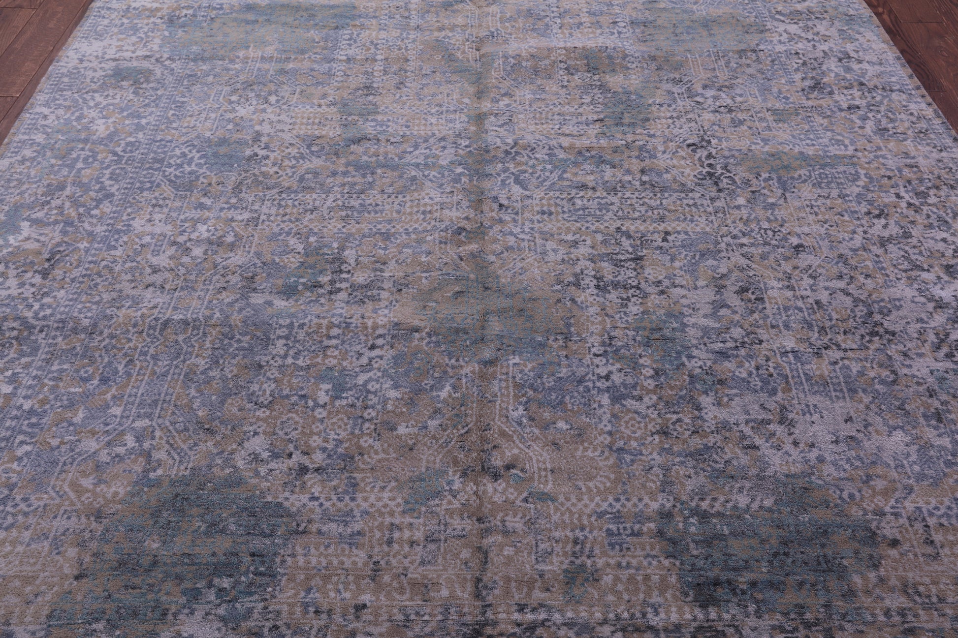 Modern Hand Knotted Wool & Silk Rug - 8' 1" X 10' 3" - Golden Nile