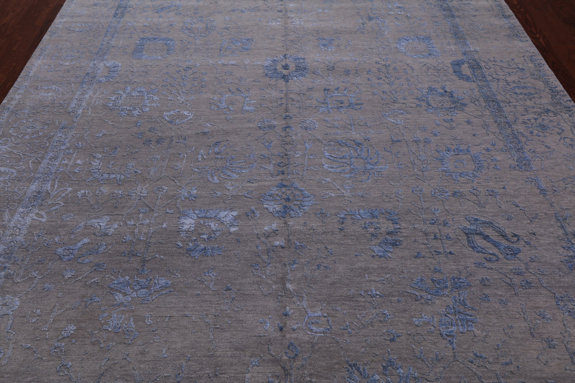 Grey Contemporary Hand Knotted Wool & Silk Rug - 7' 11" X 10' 3"