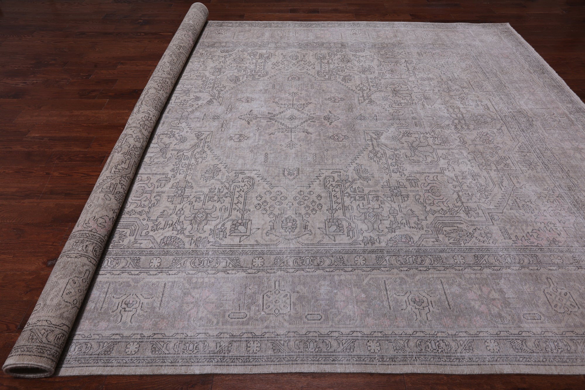 SUPER SALE Ivory Persian Vintage White Wash Handmade Wool Rug - 9' 6" X 12' 1"