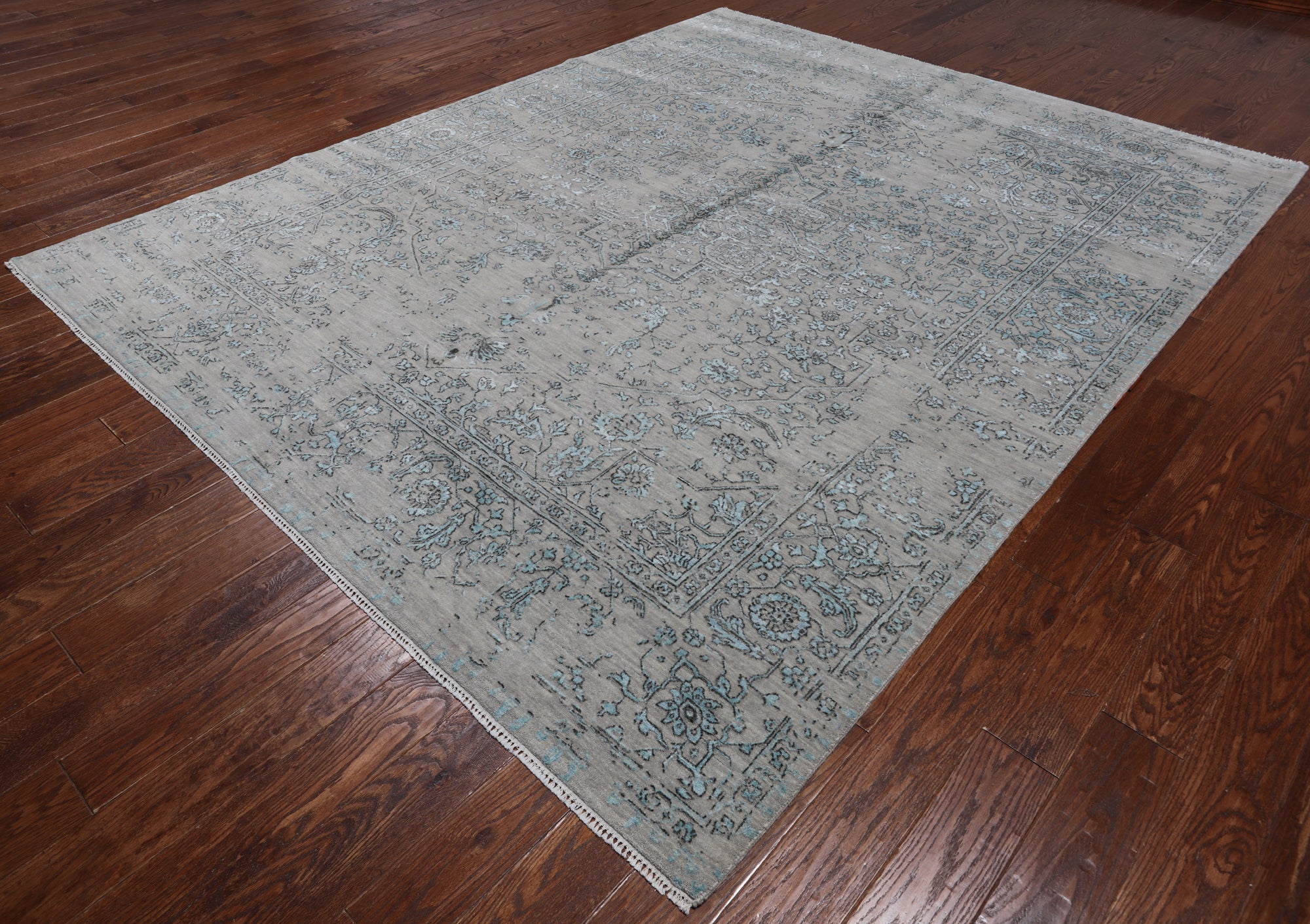 Grey Persian Heriz Serapi Handmade Wool & Silk Rug - 8' 1" X 10' 1"