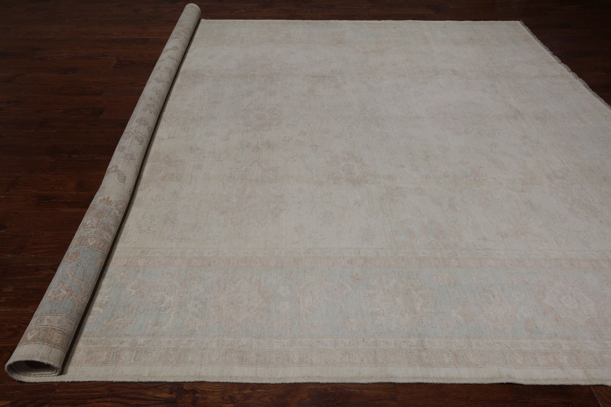 Ivory White Wash Peshawar Hand Knotted Wool Rug - 10' 0" X 13' 8"