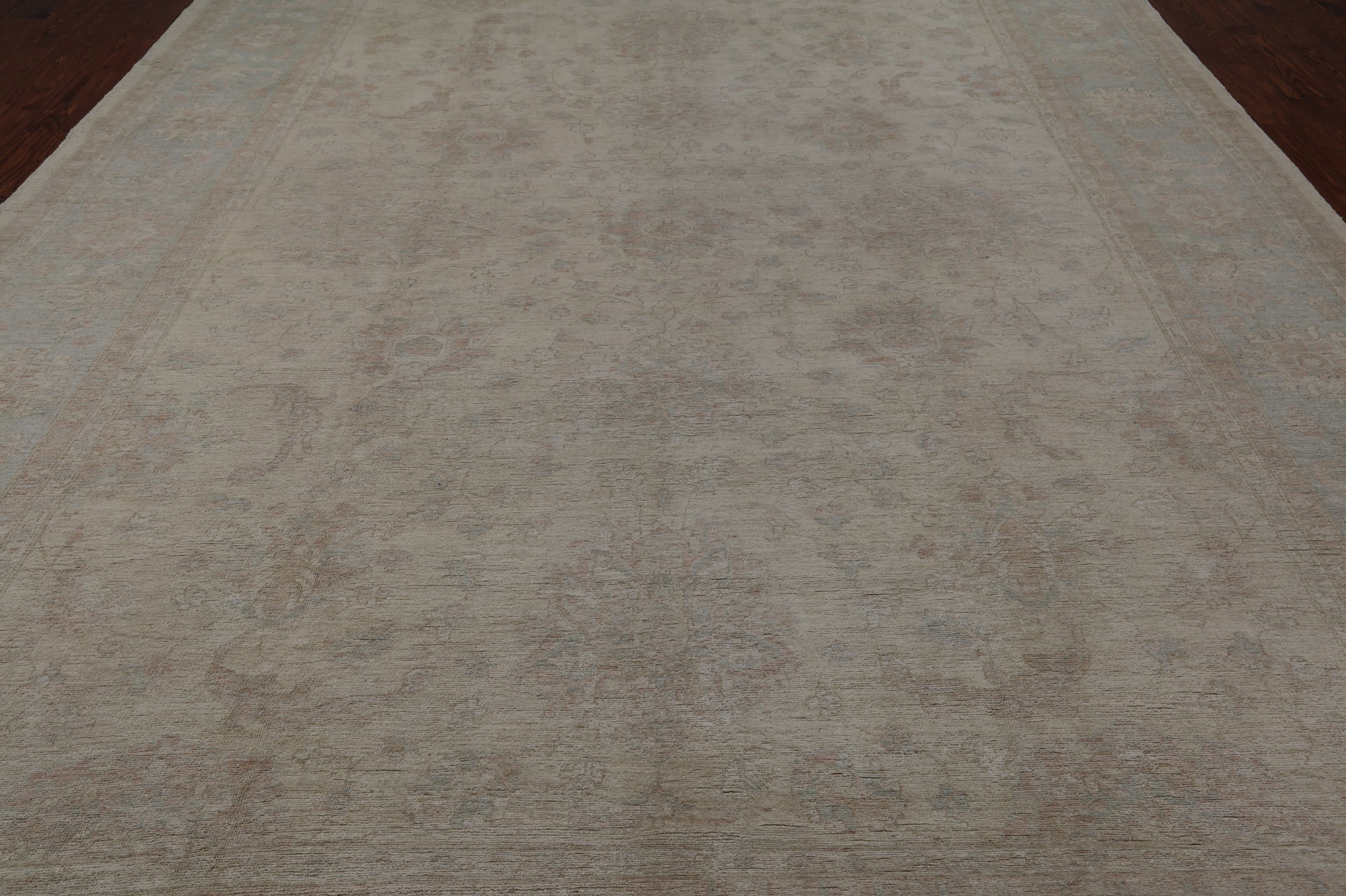 Ivory White Wash Peshawar Hand Knotted Wool Rug - 10' 0" X 13' 8"