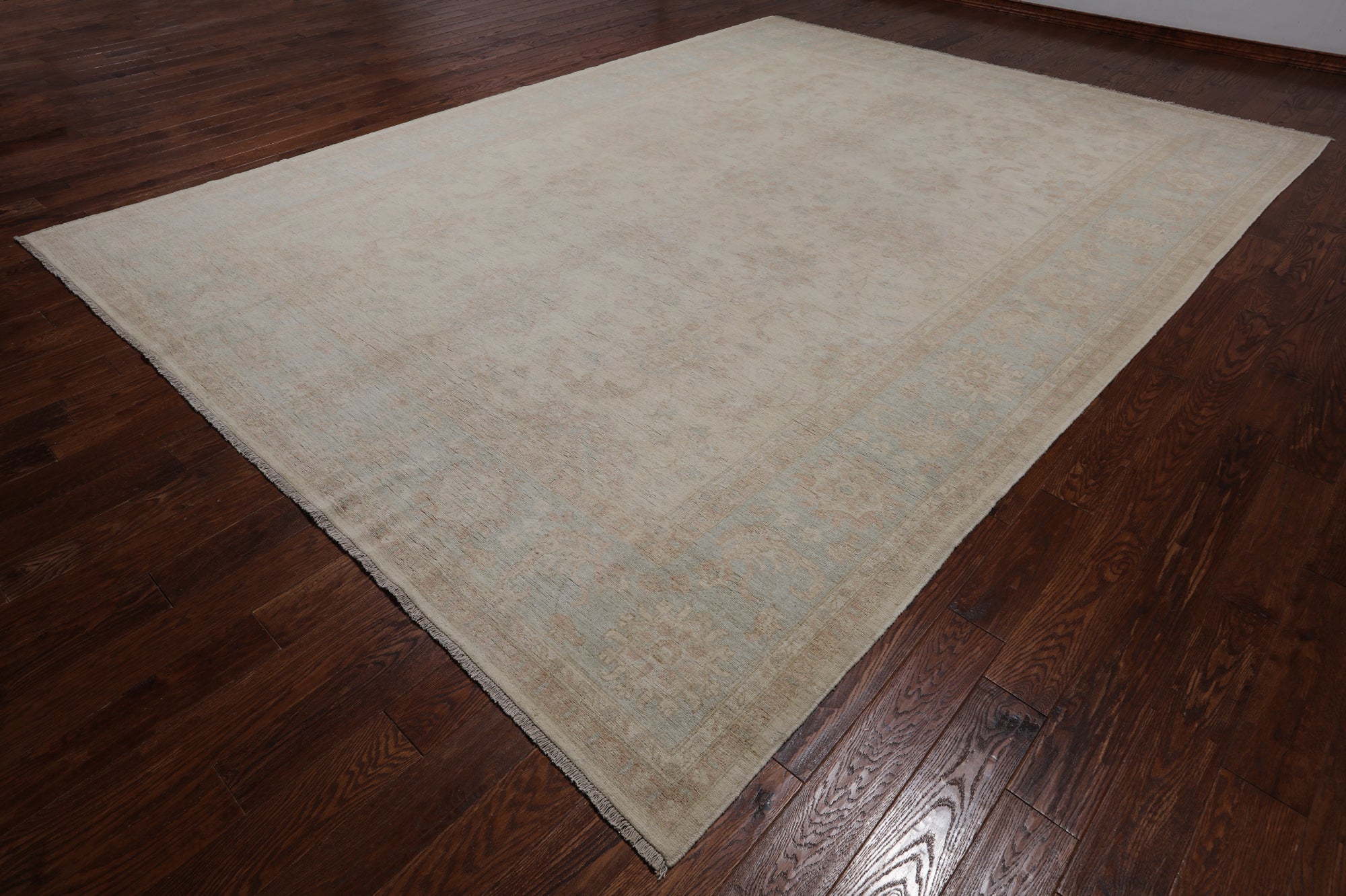 Ivory White Wash Peshawar Hand Knotted Wool Rug - 10' 0" X 13' 8"