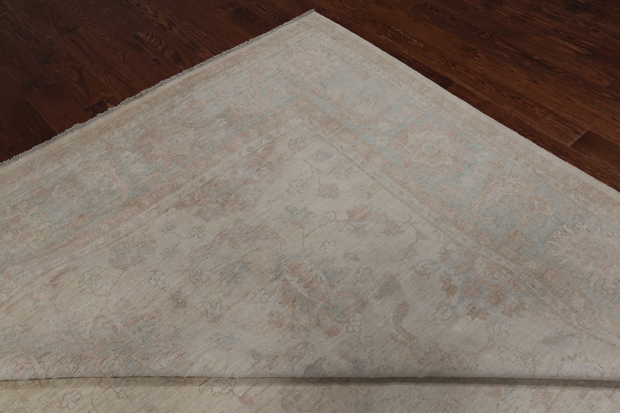 Ivory White Wash Peshawar Hand Knotted Wool Rug - 10' 0" X 13' 8"