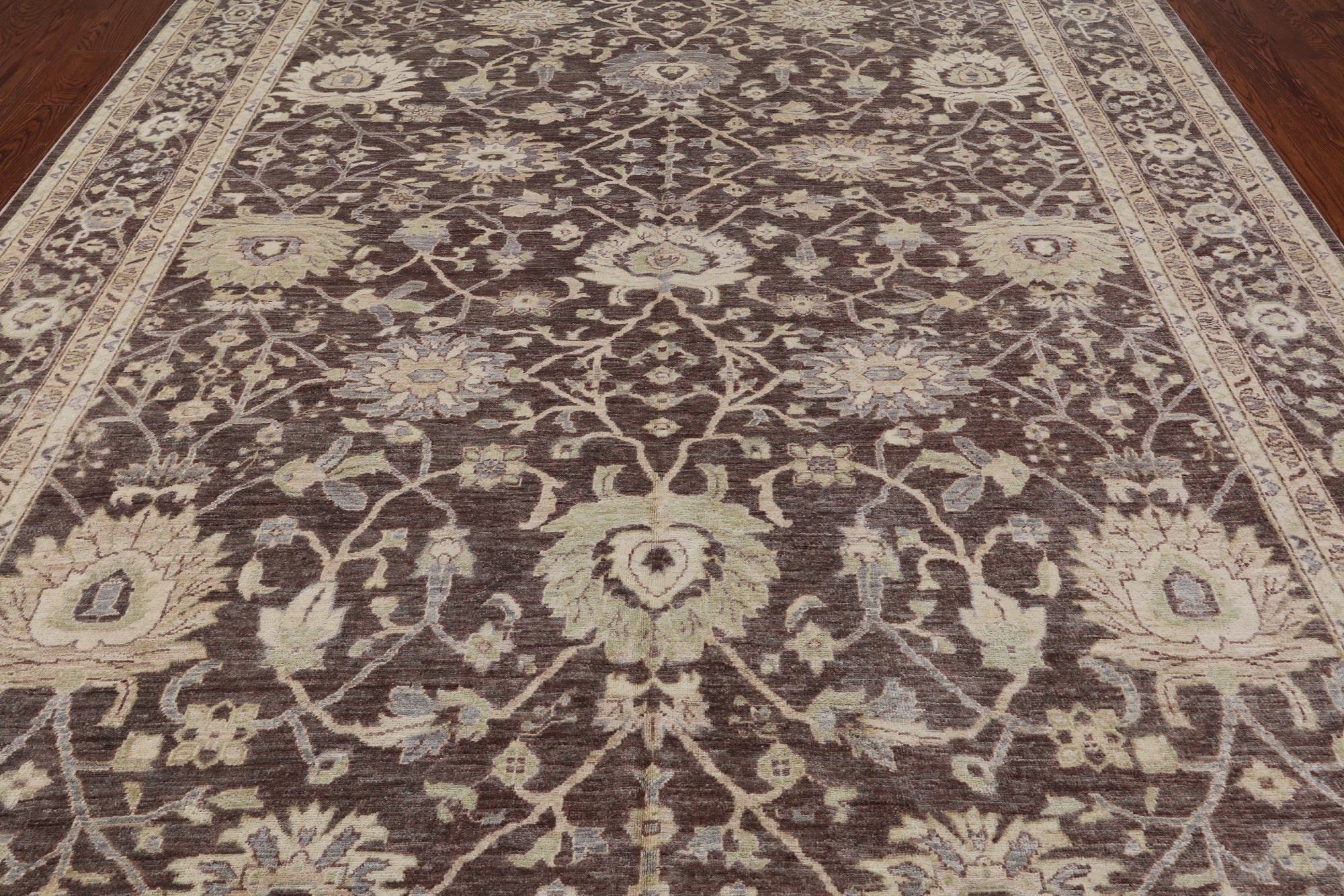 Peshawar Handmade Wool Rug - 8' 11" X 11' 9"