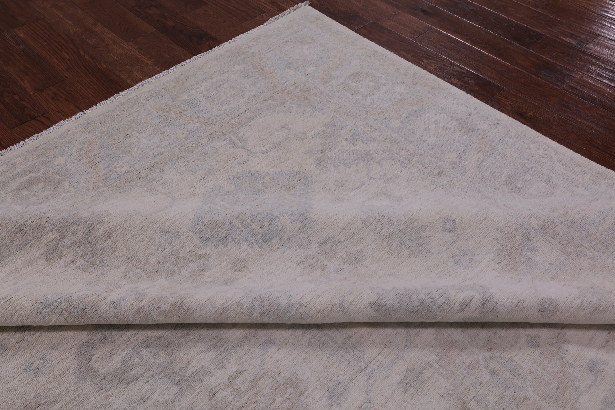 Ivory White Wash Peshawar Hand Knotted Wool Rug - 7' 11" X 9' 11" - Golden Nile