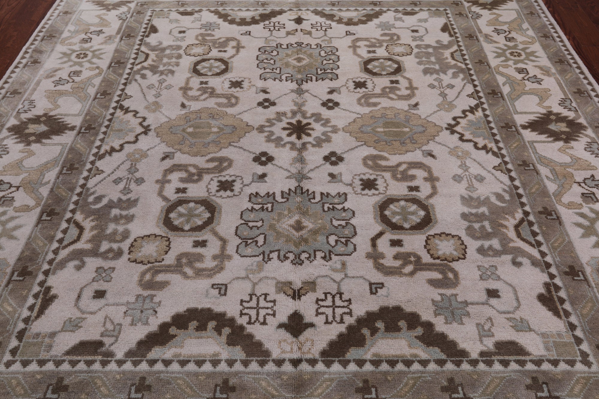 Ivory Turkish Oushak Hand Knotted Wool Rug - 8' 2" X 9' 10"