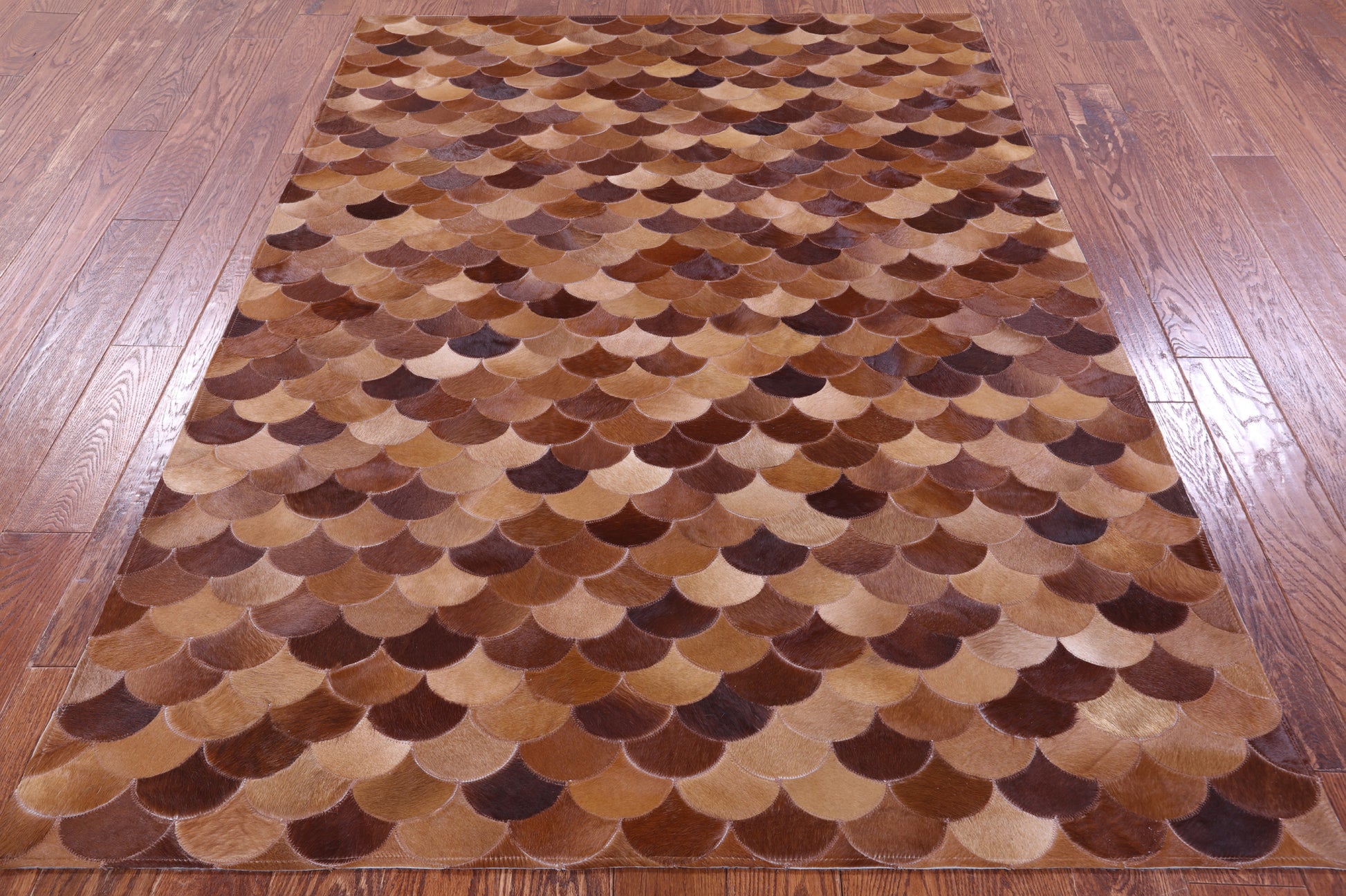 Brown Natural Cowhide Hand Stitched Patchwork Rug - 5' 0" X 6' 8" - Golden Nile