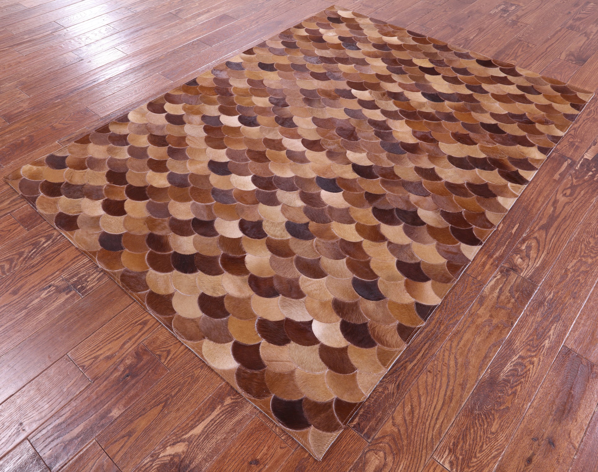 Brown Natural Cowhide Hand Stitched Patchwork Rug - 5' 0" X 6' 8" - Golden Nile
