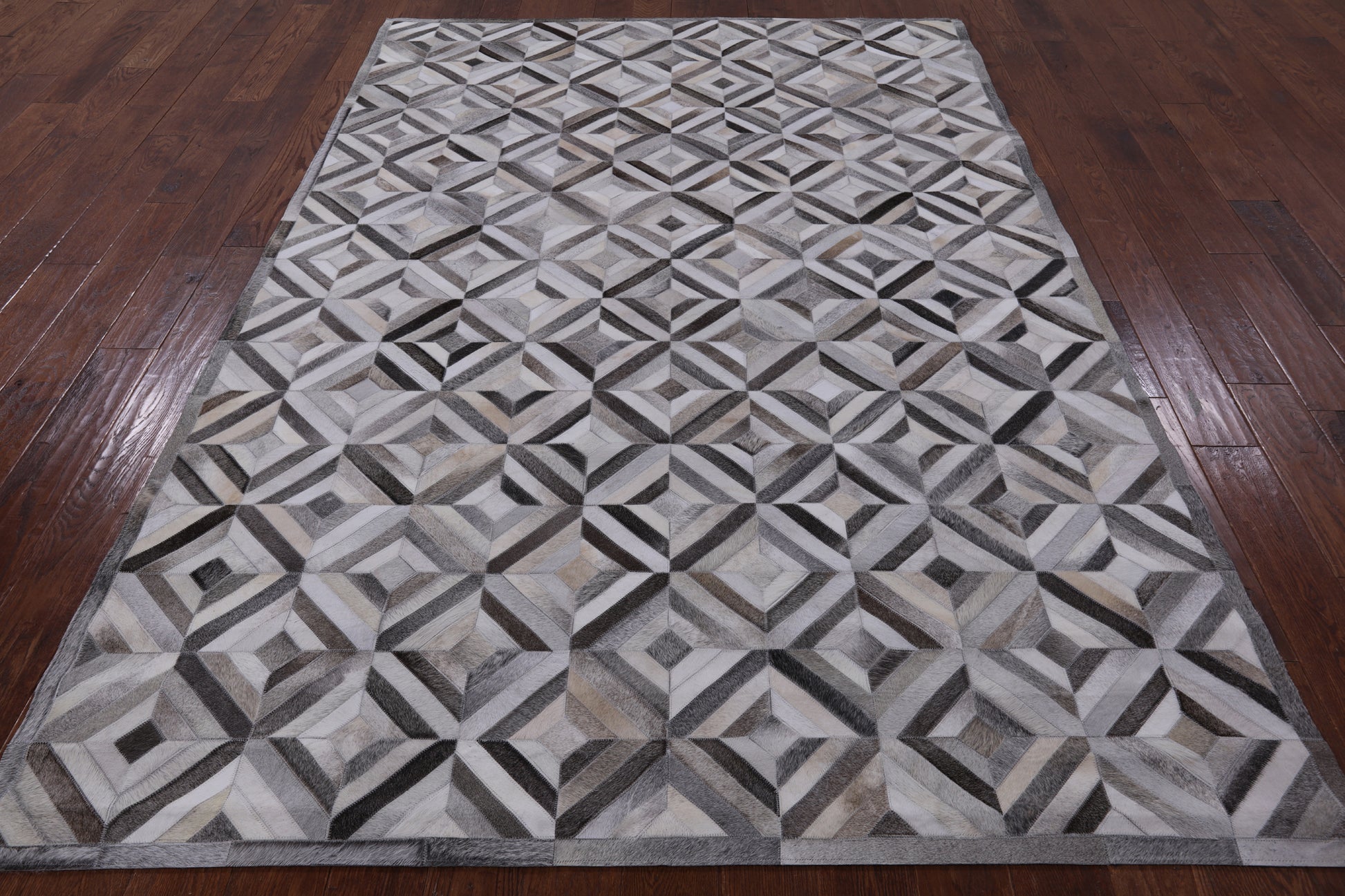 Natural Cowhide Hand Stitched Patchwork Rug - 6' 0" X 9' 0" - Golden Nile