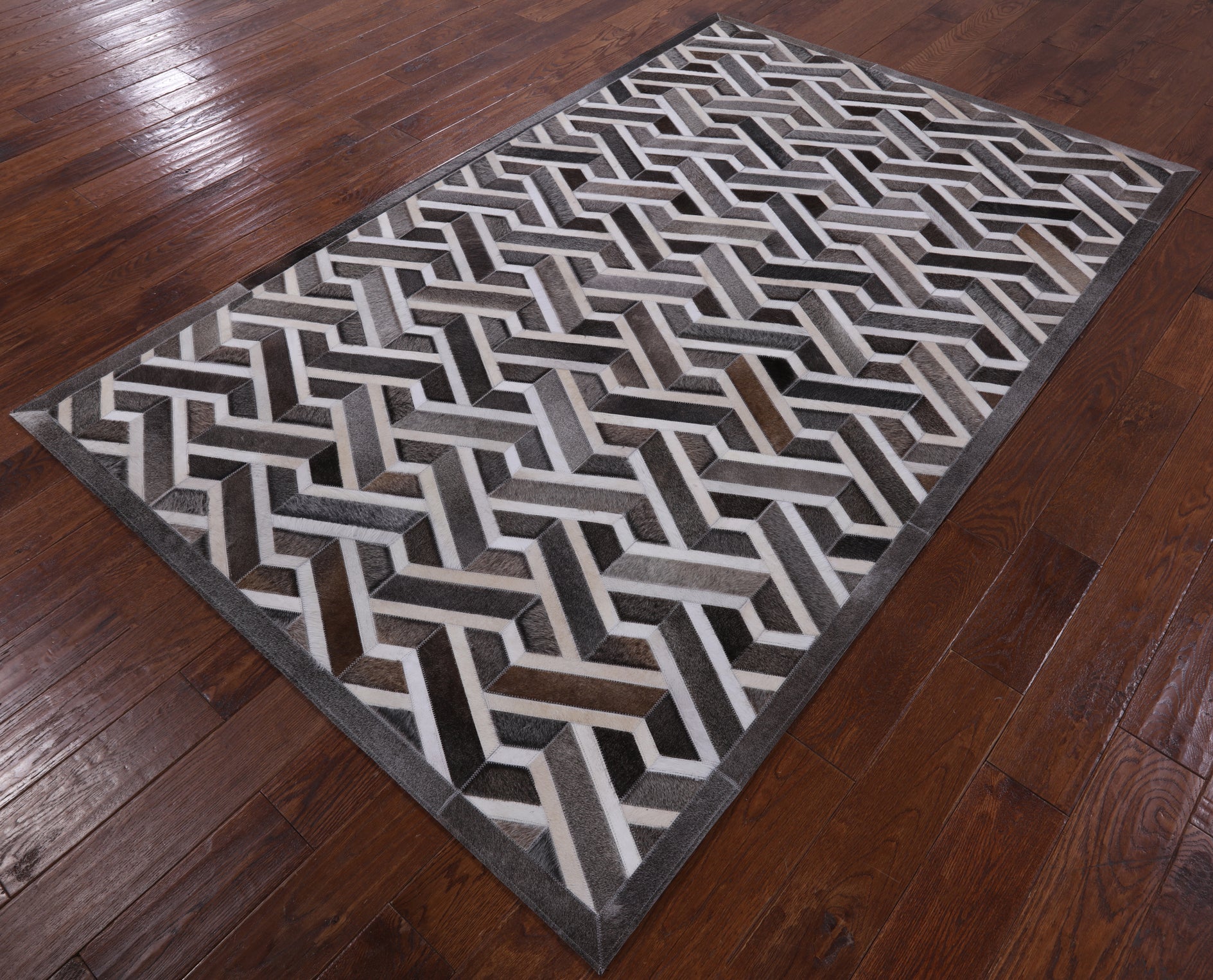 Cowhide Hairhide Patchwork Rug - 5' 0" X 8' 0" - Golden Nile