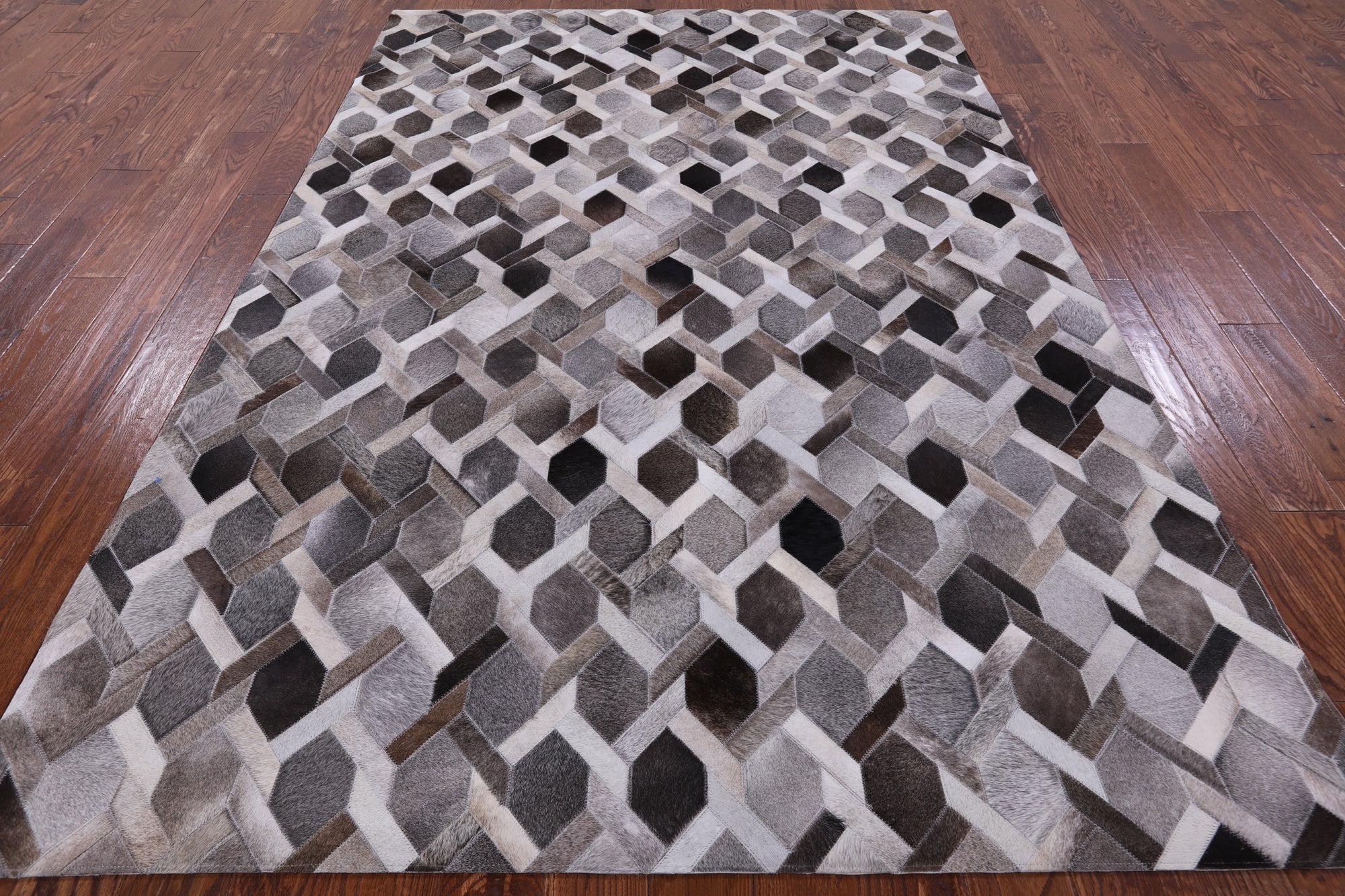 Natural Cowhide Hand Stitched Patchwork Rug - 6' 0" X 9' 0" - Golden Nile