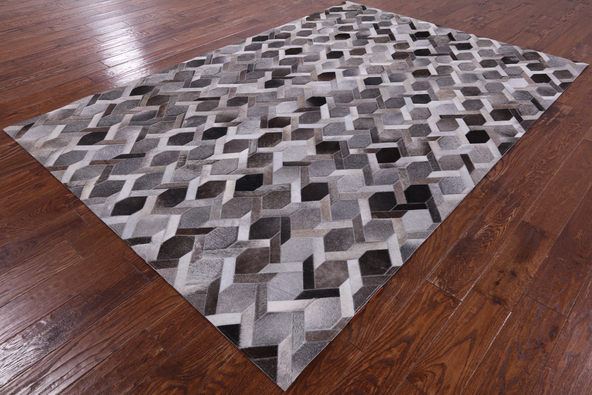Natural Cowhide Hand Stitched Patchwork Rug - 6' 0" X 9' 0" - Golden Nile