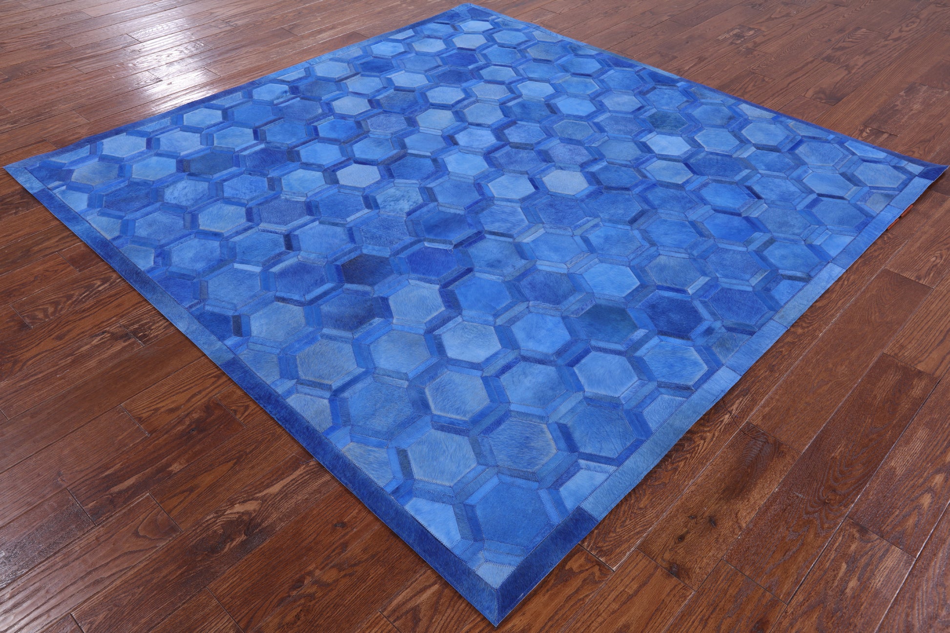 Blue Square Natural Cowhide Hand Stitched Patchwork Rug - 7' 0" X 7' 0" - Golden Nile