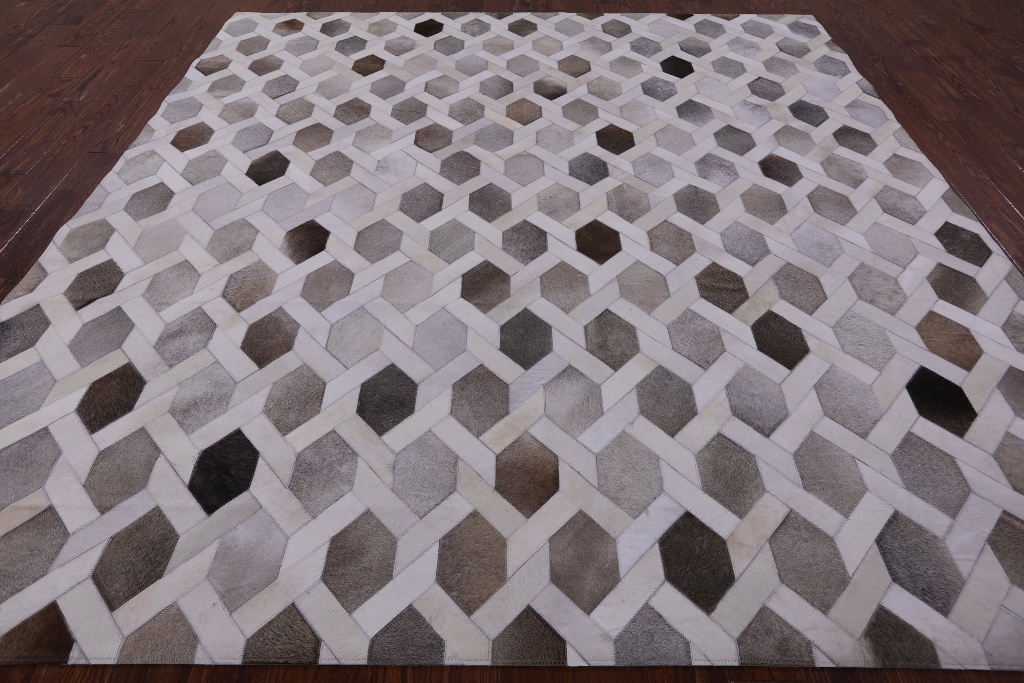 Square Natural Cowhide Hand Stitched Patchwork Rug - 9' 0" X 9' 0" - Golden Nile