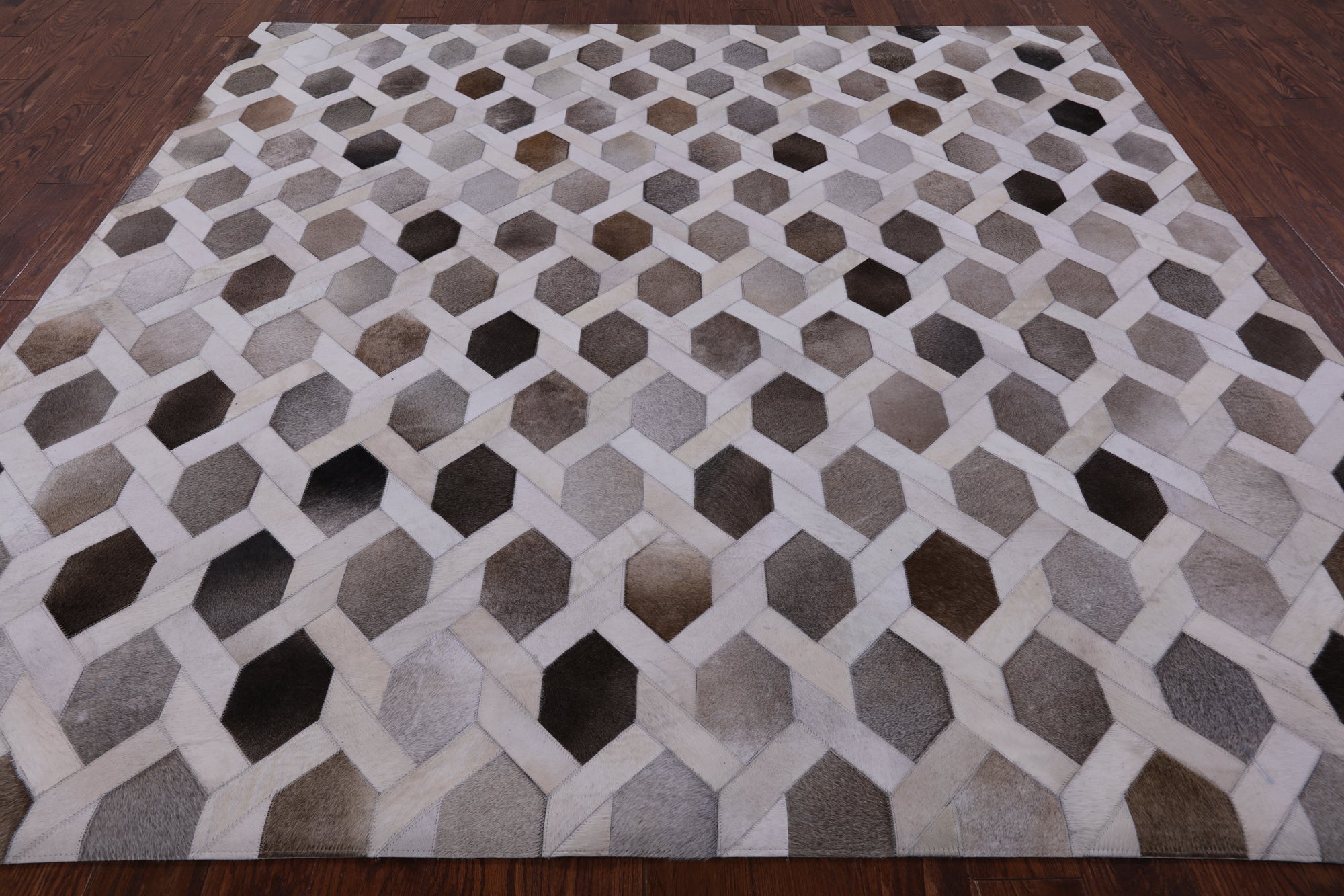 Square Natural Cowhide Hand Stitched Patchwork Rug - 8' 0" X 8' 0" - Golden Nile
