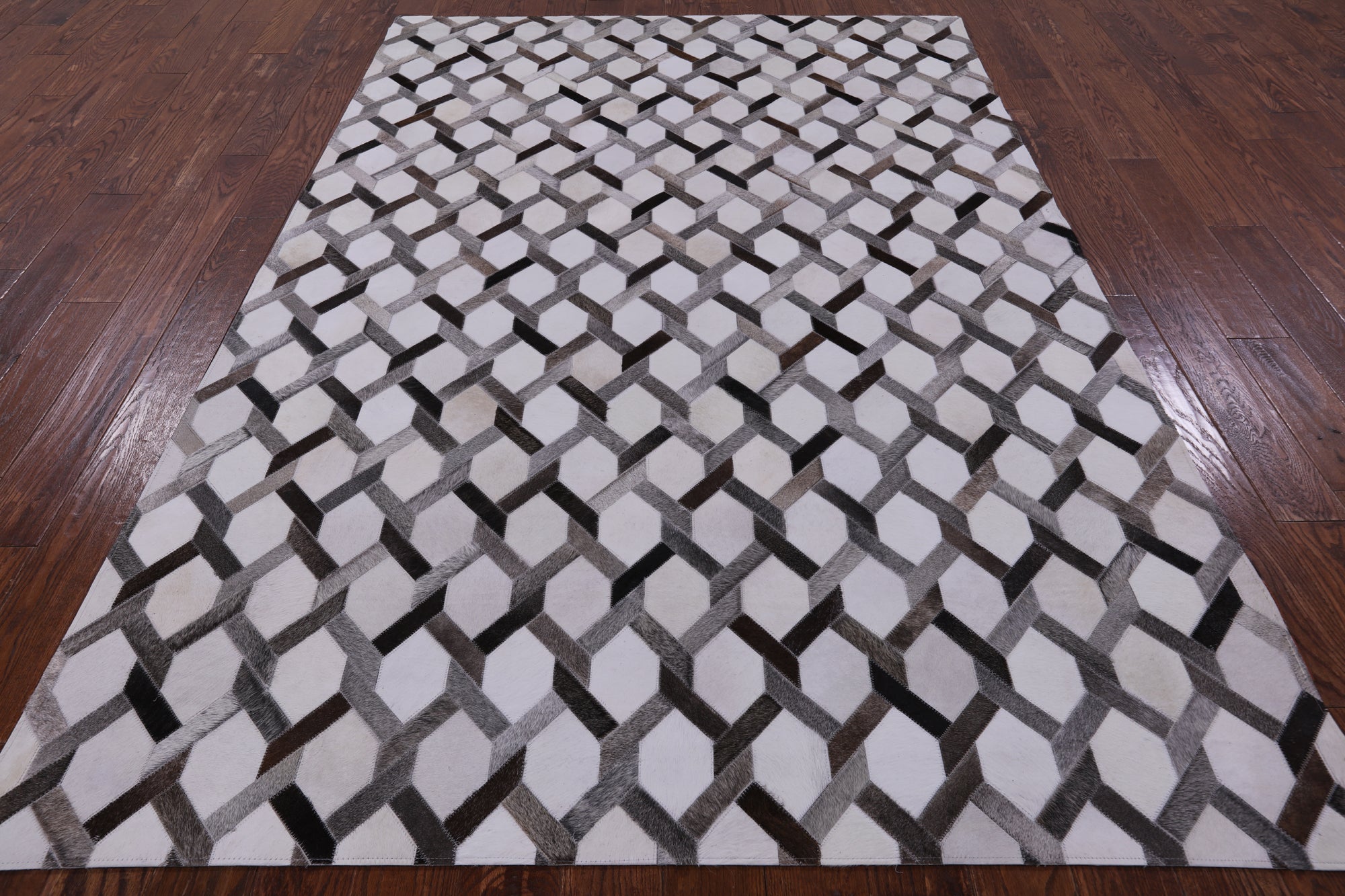 Natural Cowhide Hand Stitched Patchwork Rug - 6' 0" X 9' 0" - Golden Nile