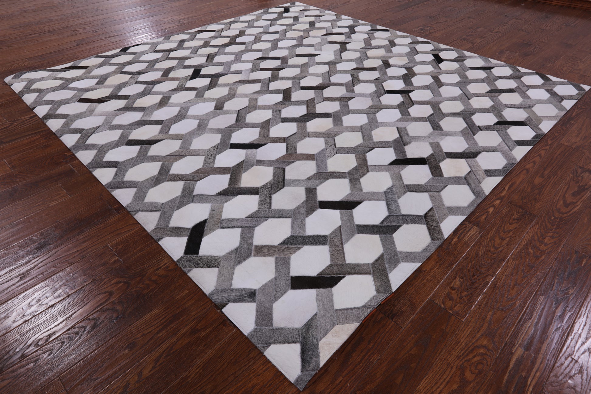 Square Natural Cowhide Hand Stitched Patchwork Rug - 9' 0" X 9' 0" - Golden Nile