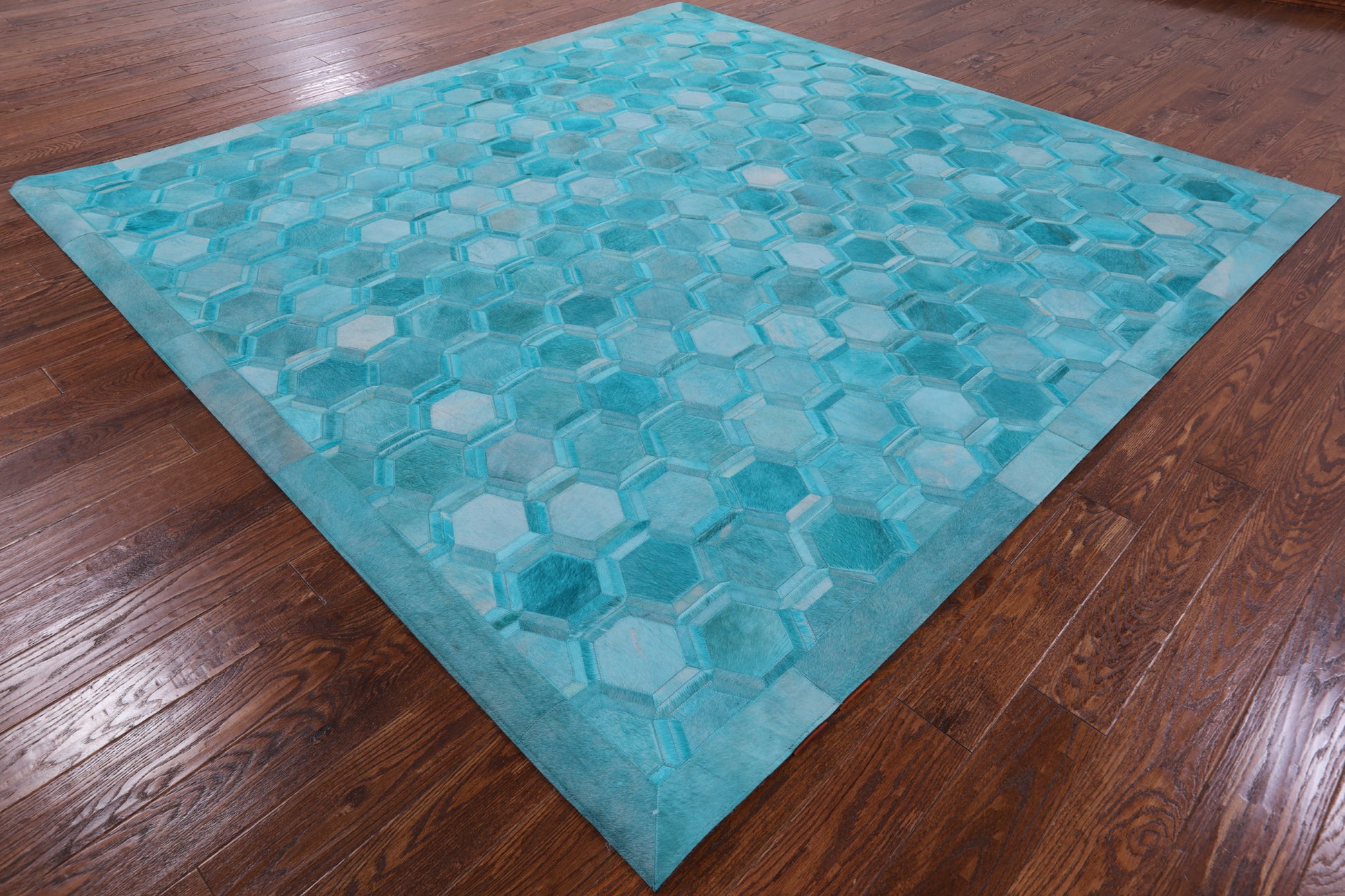 Square Natural Cowhide Hand Stitched Patchwork Rug - 9' 0" X 9' 0" - Golden Nile