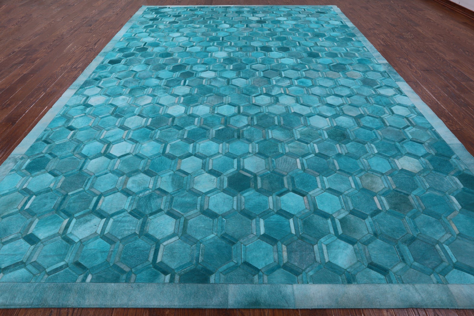 Natural Cowhide Hand Stitched Patchwork Rug - 10' 0" X 14' 0" - Golden Nile