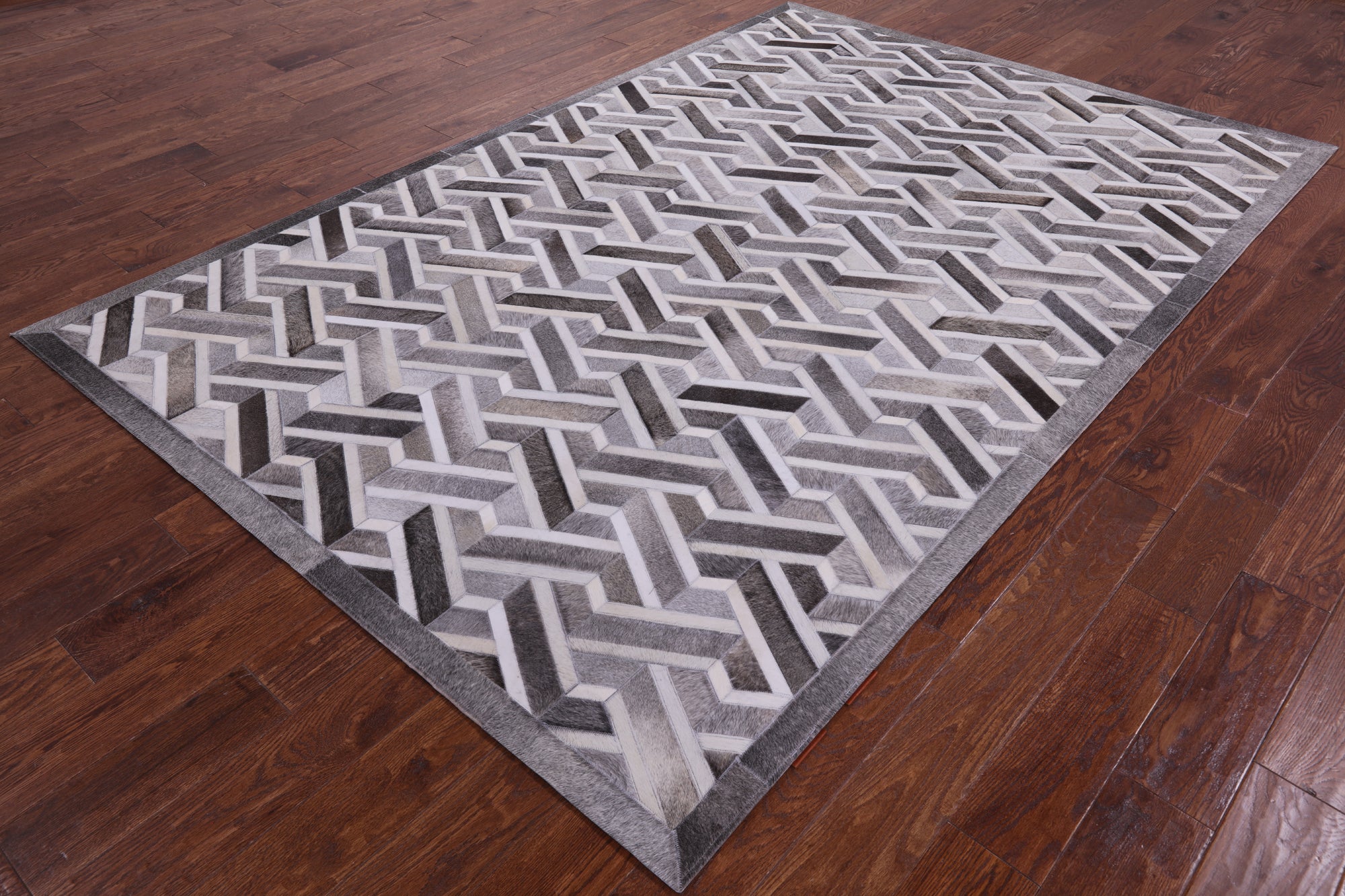 Natural Cowhide Hand Stitched Patchwork Rug - 6' 0" X 9' 0" - Golden Nile