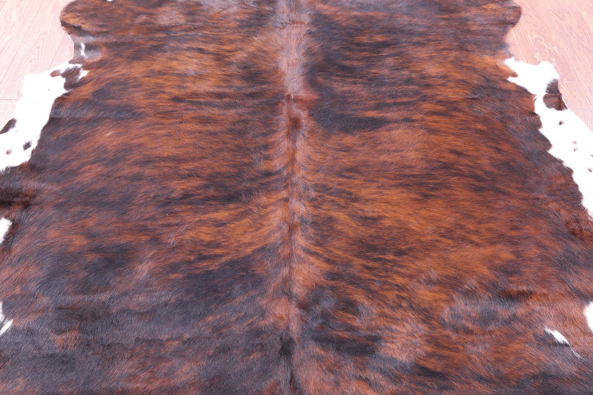 Natural Hair-On Cowhide Rug - 7' 5" X 6' 4" - Golden Nile