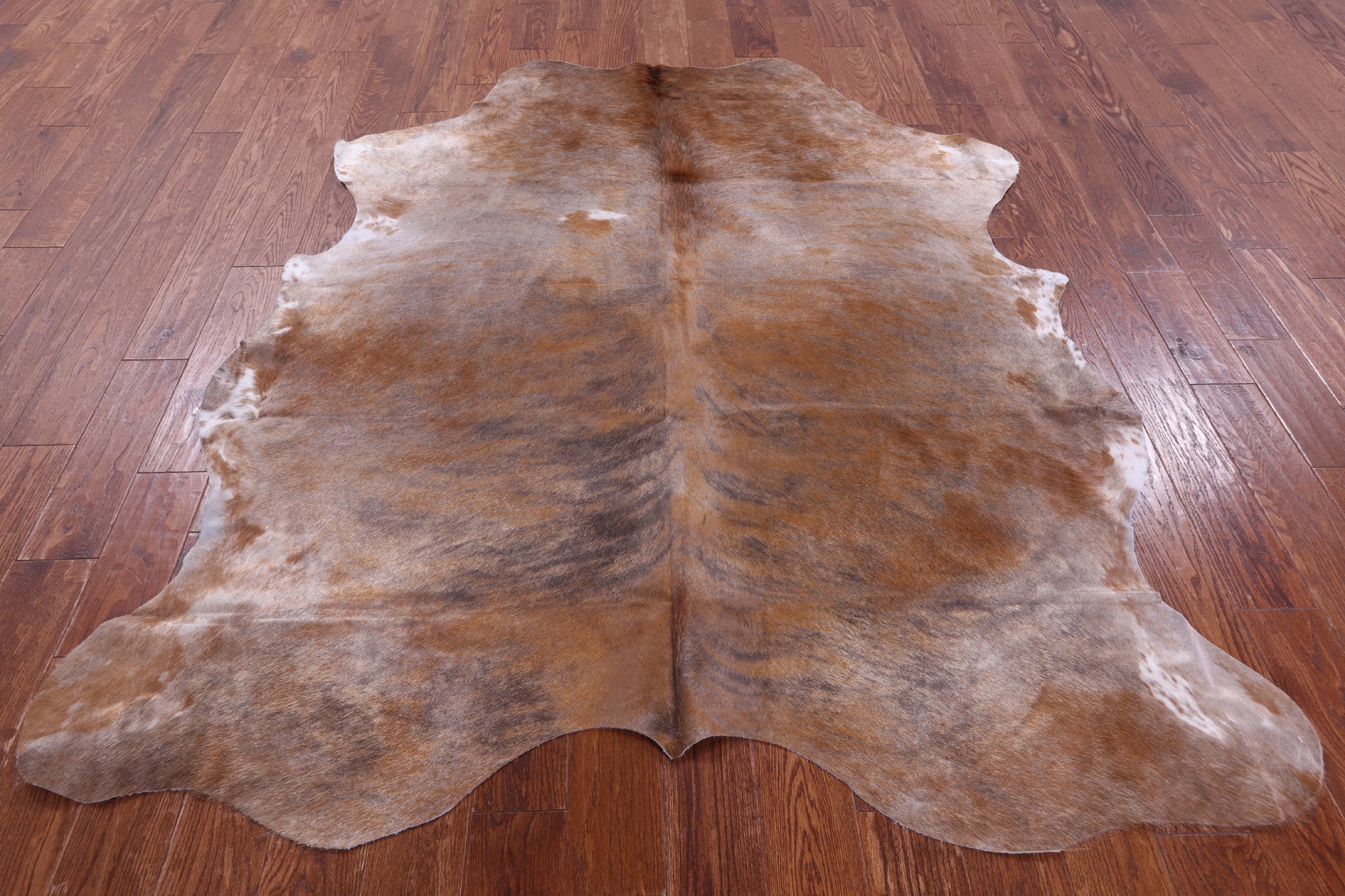 Natural Hair-On Cowhide Rug - 7' 1" X 5' 11" - Golden Nile