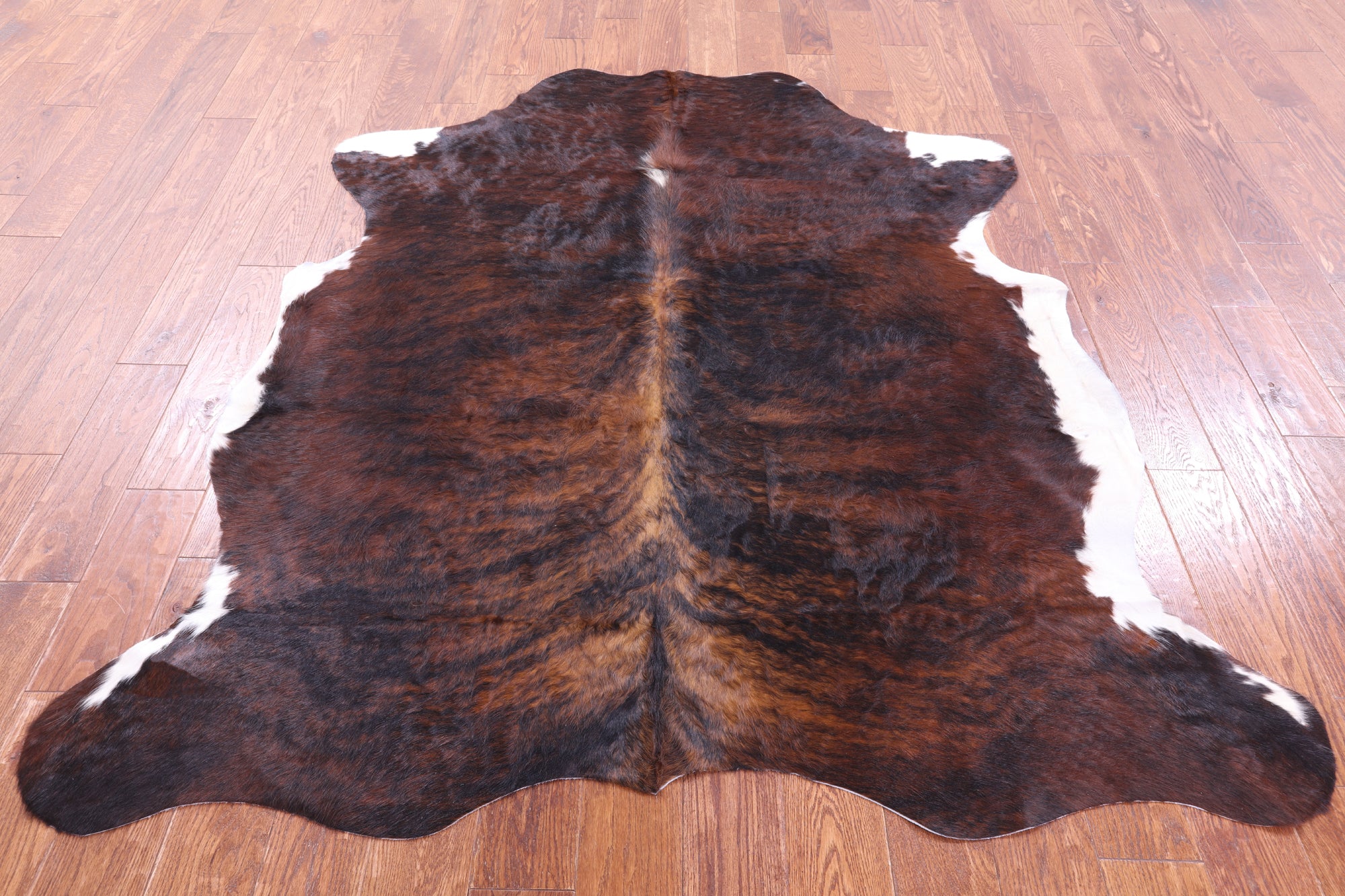 Natural Hair-On Cowhide Rug - 6' 4" X 5' 8" - Golden Nile