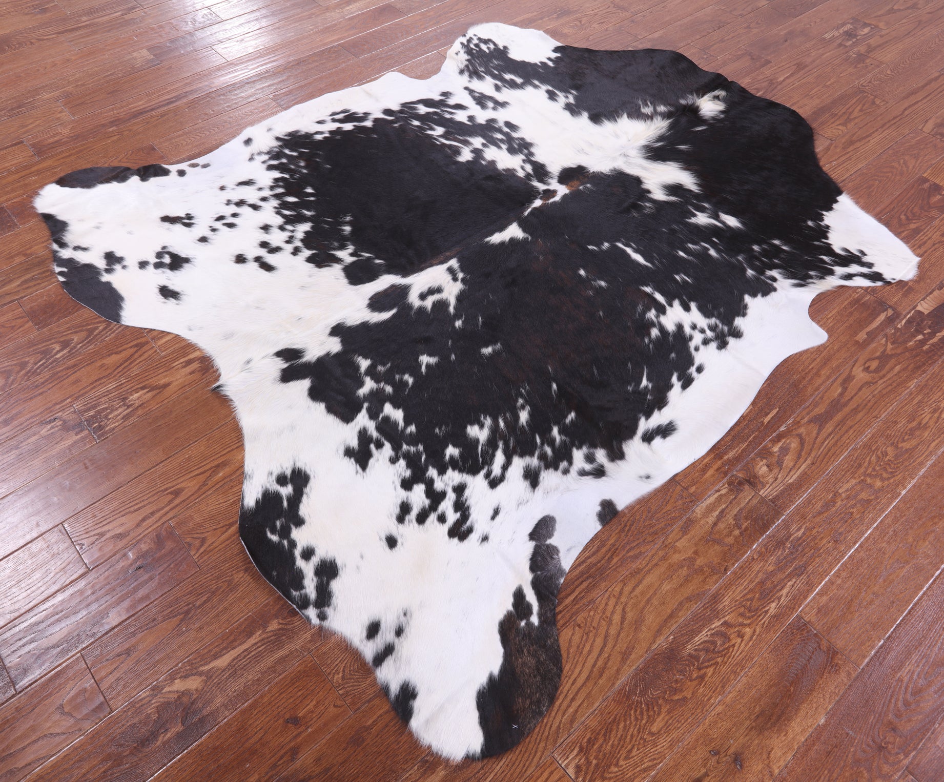 Black & White Natural Hair-On Cowhide Rug - 6' 7" X 6' 3" - Golden Nile