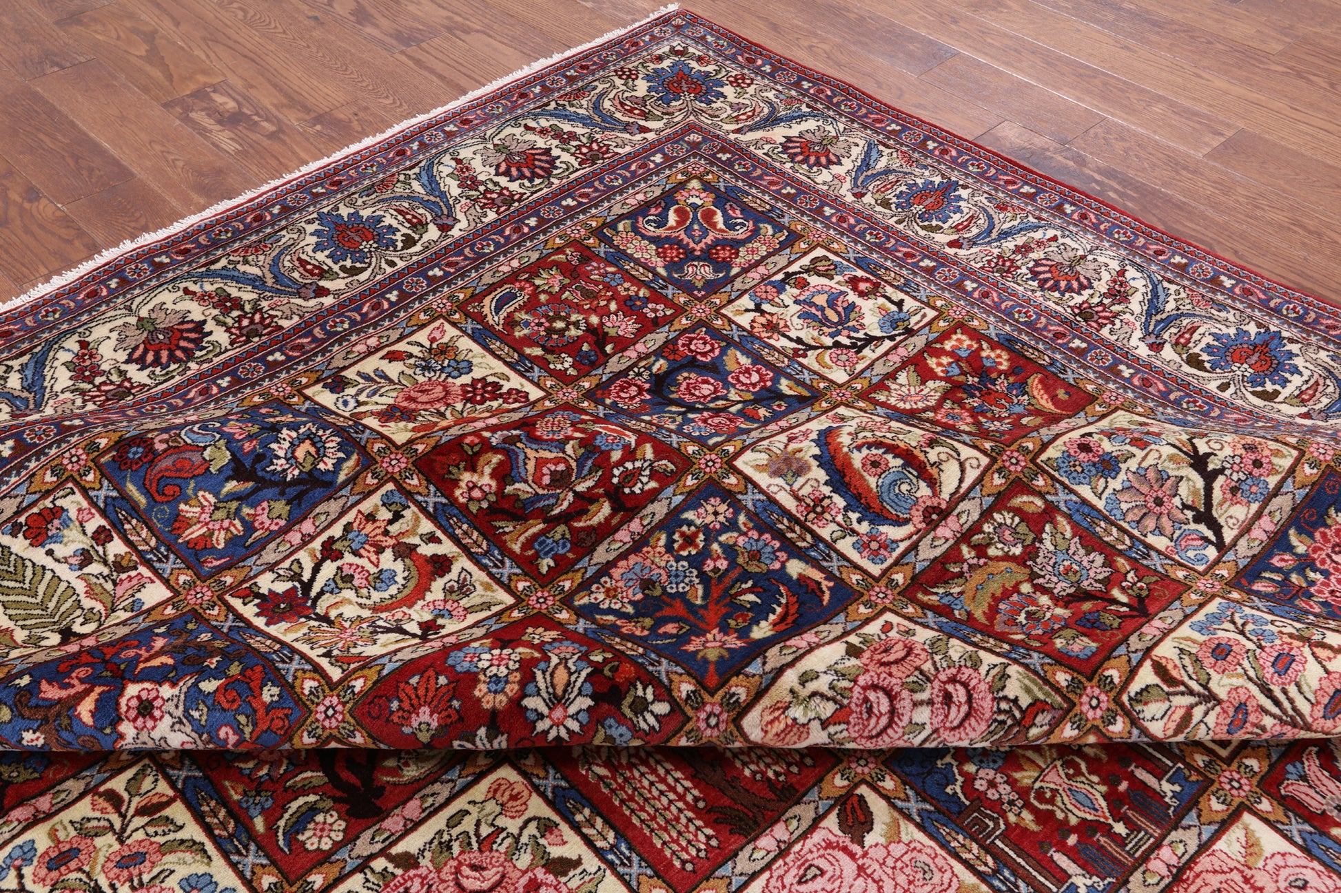 Authentic Persian Hand Knotted Wool Rug - 9' 10" X 13' 7" - Golden Nile