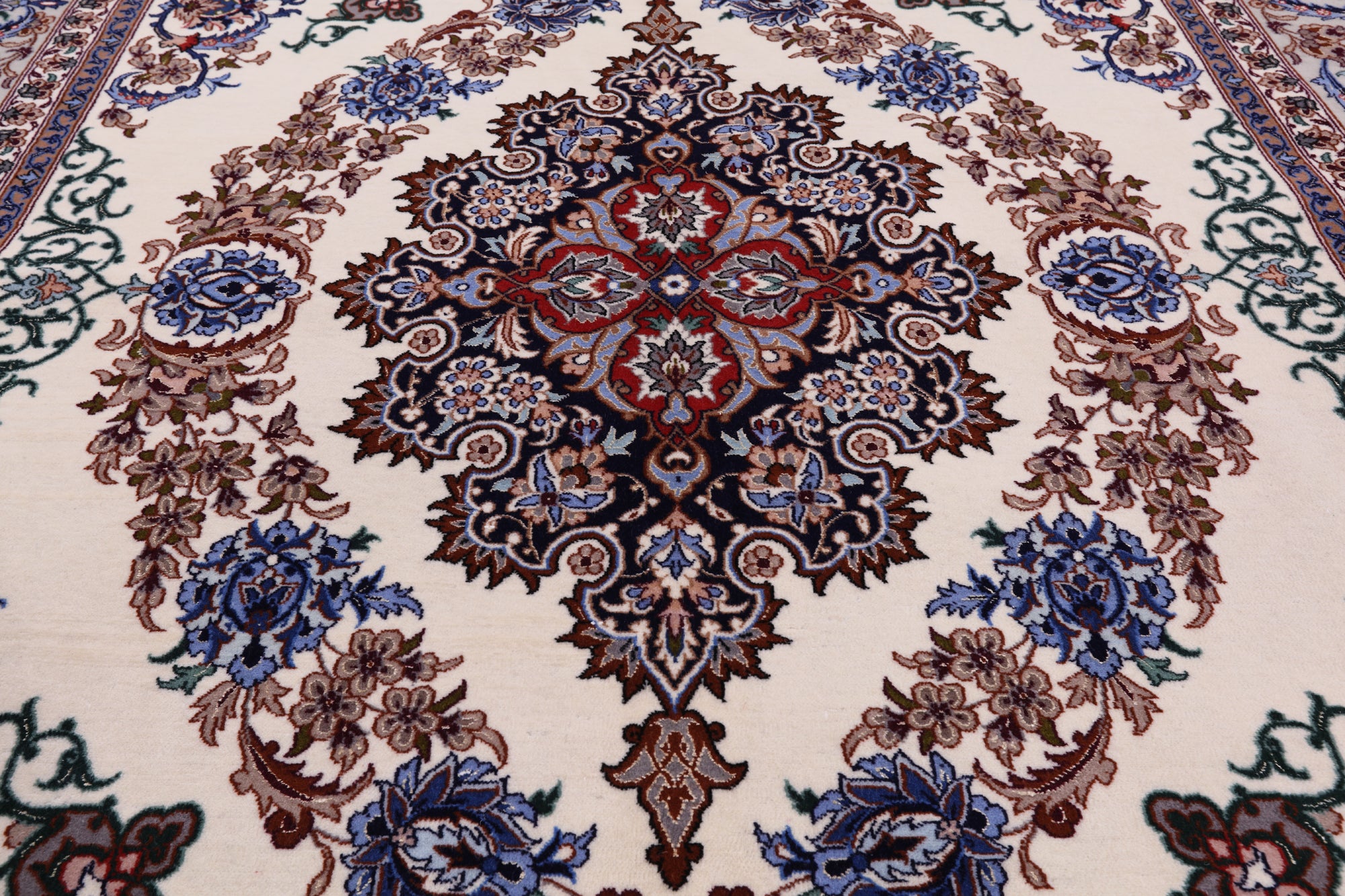 Ivory Persian Isfahan Signed Wool & Silk Rug - 5' 2" X 7' 9" - Golden Nile